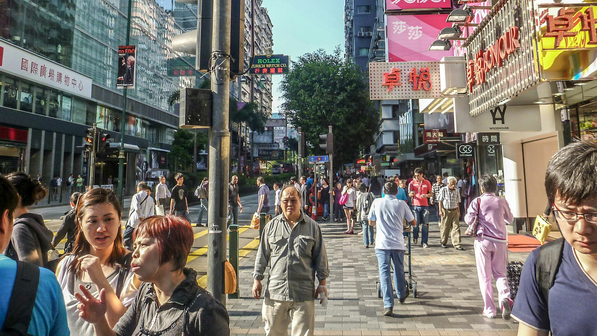 Panasonic DMC-TS3 sample photo. Hong kong street photography