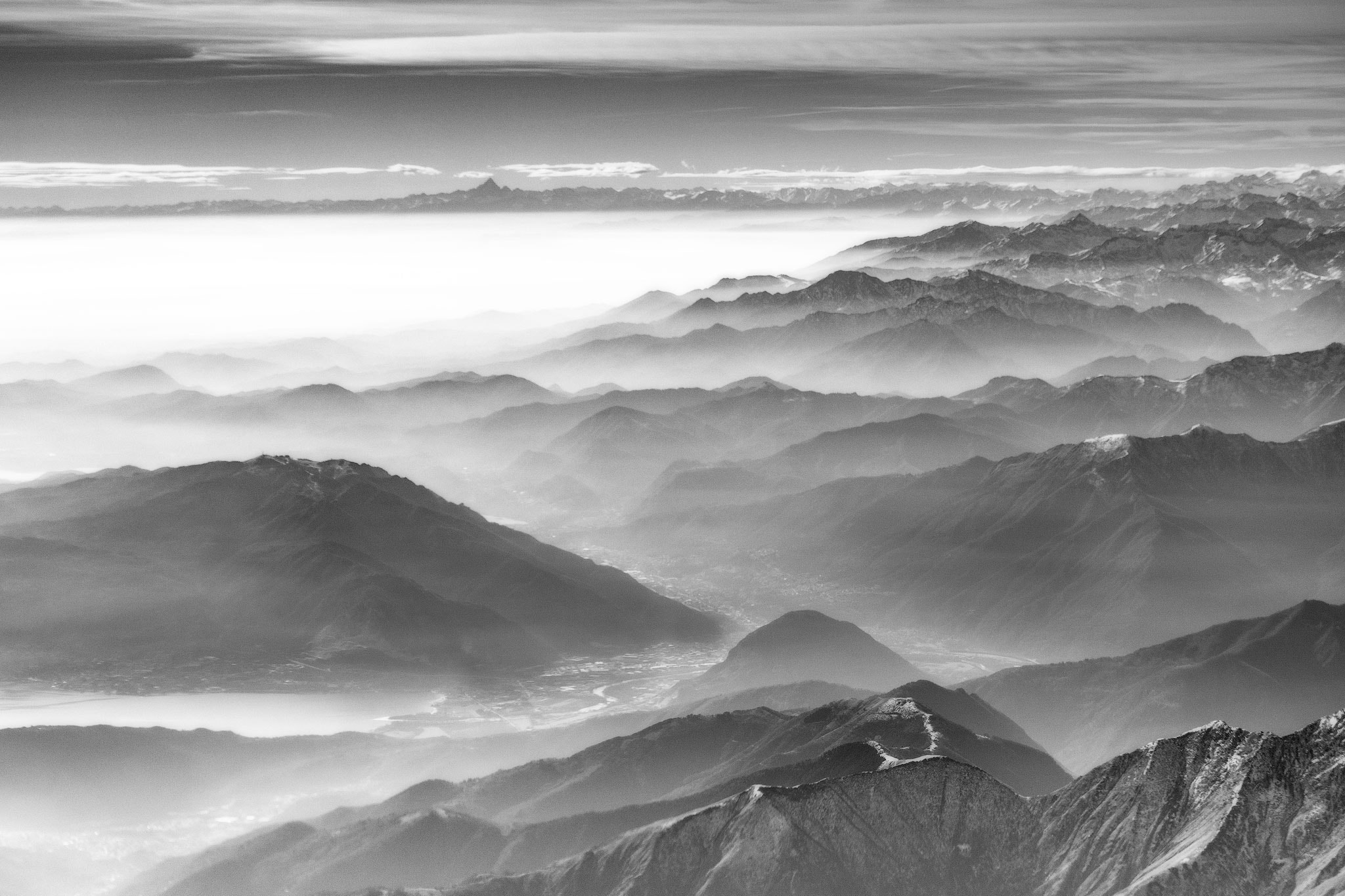 Canon EOS 5DS + Canon EF 70-200mm F4L IS USM sample photo. Clouds over the southern alps photography