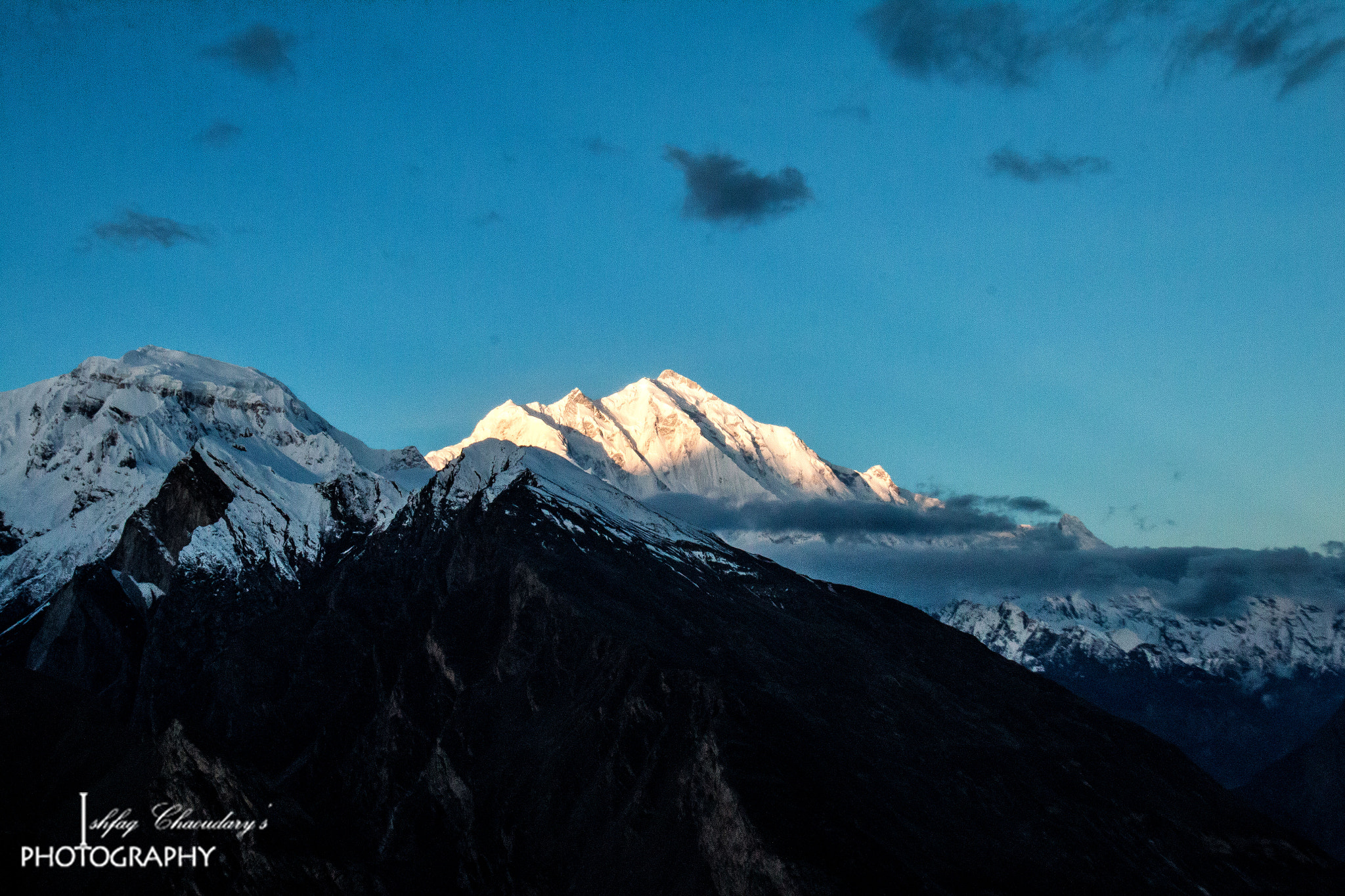 Sigma 17-35mm f/2.8-4 EX DG Aspherical HSM sample photo. Raka poshi, pakistan  photography