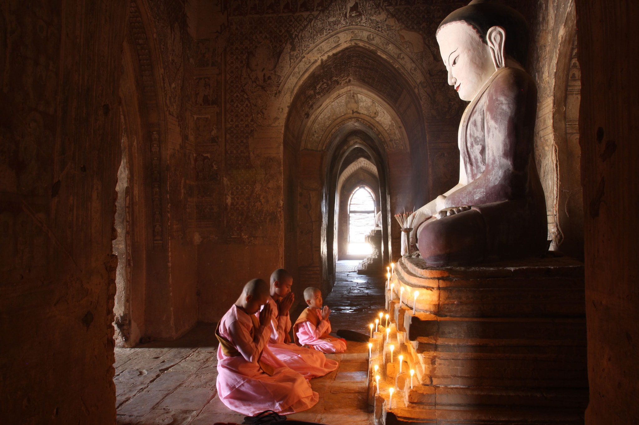 Canon EOS 40D + Canon EF 16-35mm F2.8L USM sample photo. Bagan () photography