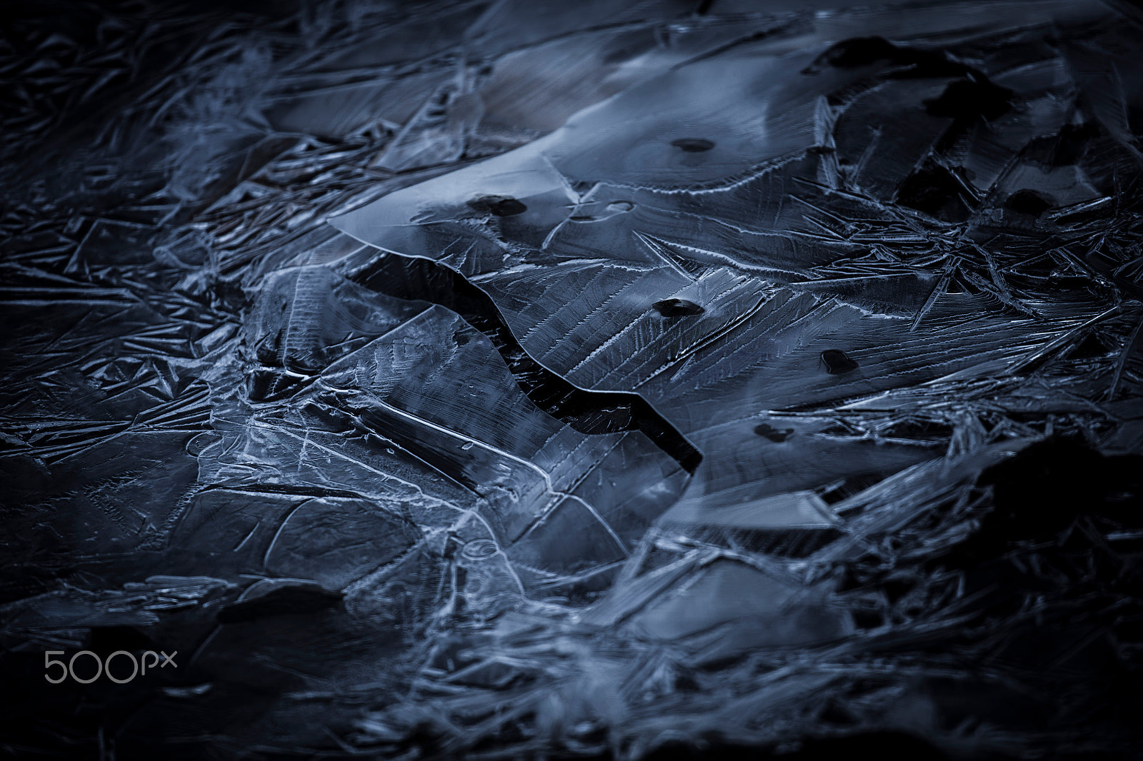 Canon EOS 5DS + Canon EF 70-200mm F4L IS USM sample photo. Ice-face photography