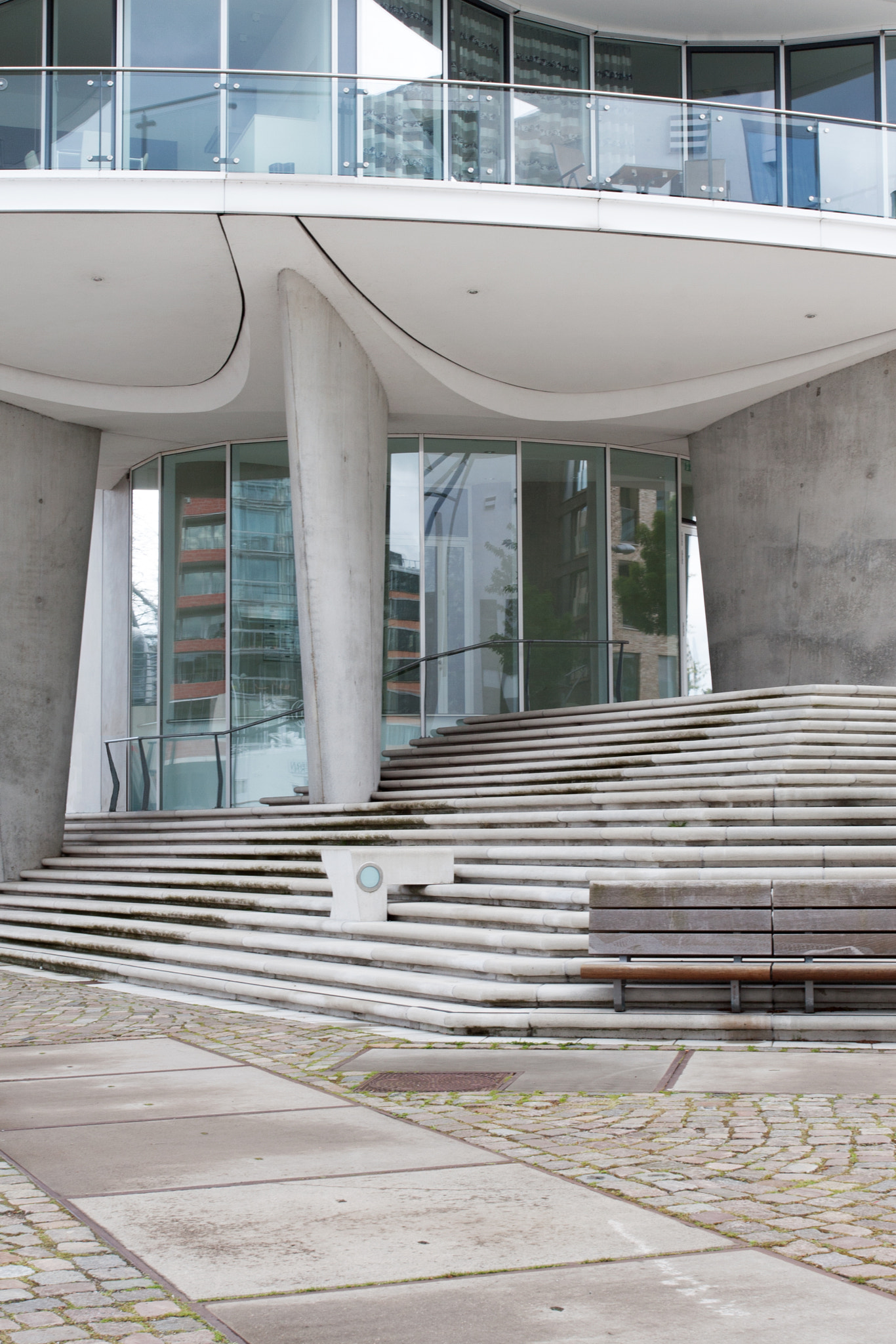 Canon EOS 30D + Canon EF 17-40mm F4L USM sample photo. Architectural detail photography