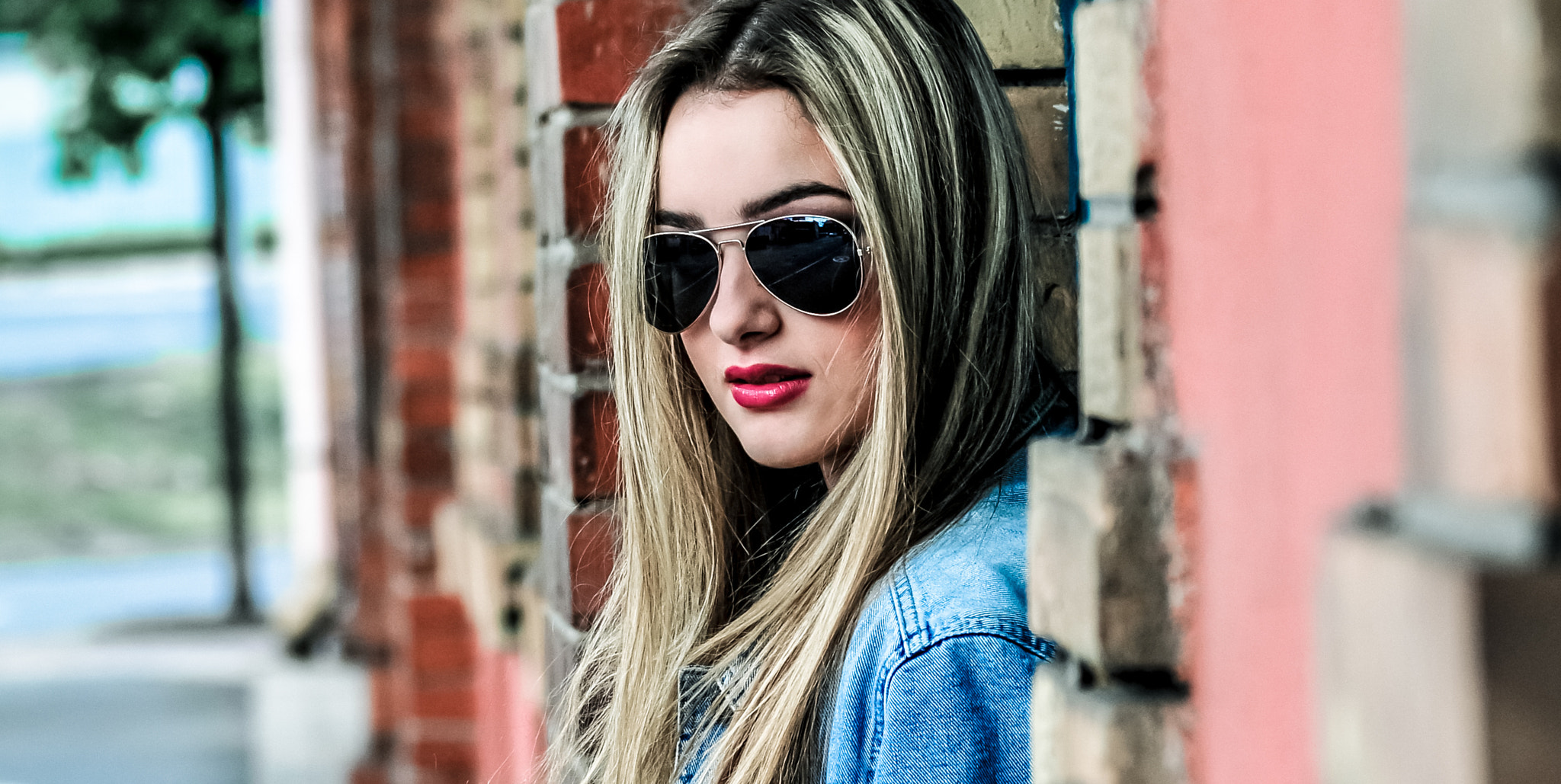 Sigma 70-200mm F2.8 EX DG OS HSM sample photo. Eva sunglasses photography