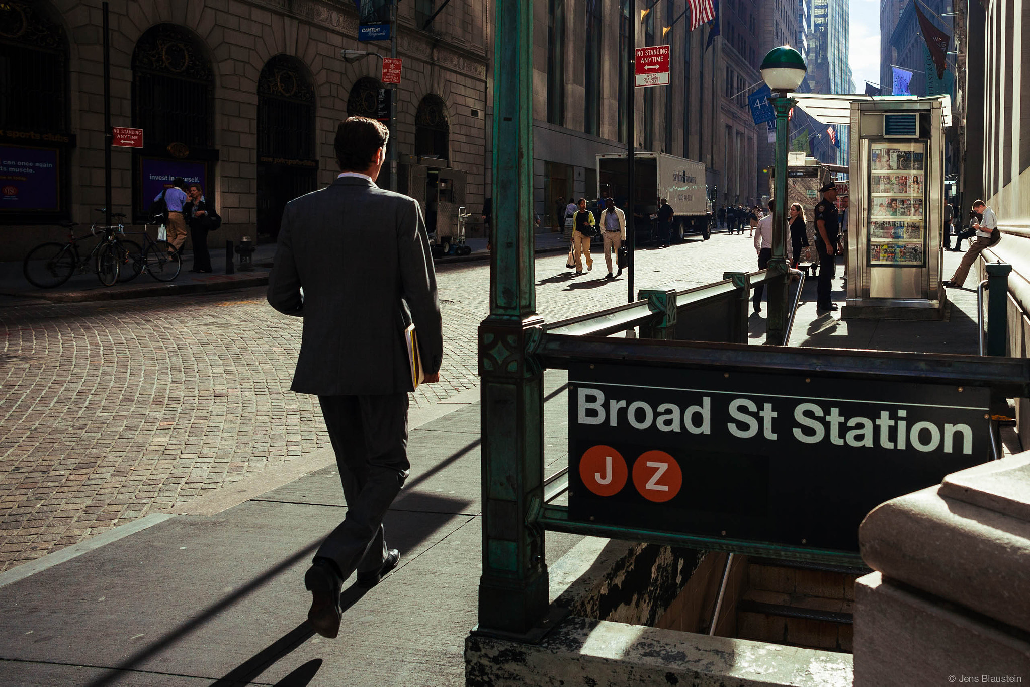 Voigtlander Color Skopar 20mm f/3.5 SLII Aspherical sample photo. Broad st station j z photography