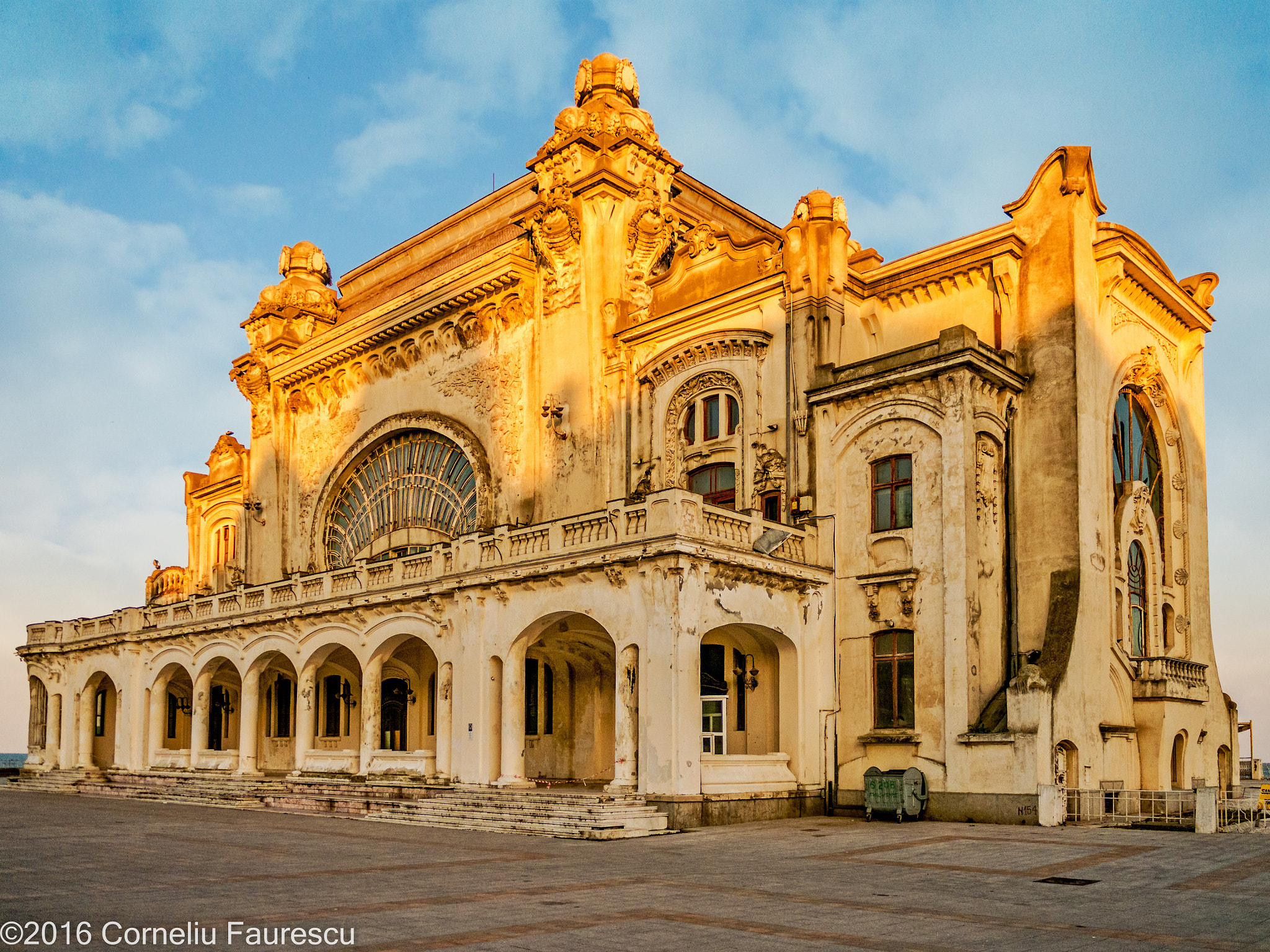 Panasonic Lumix DMC-G5 sample photo. Sunset over the casino of constanta photography