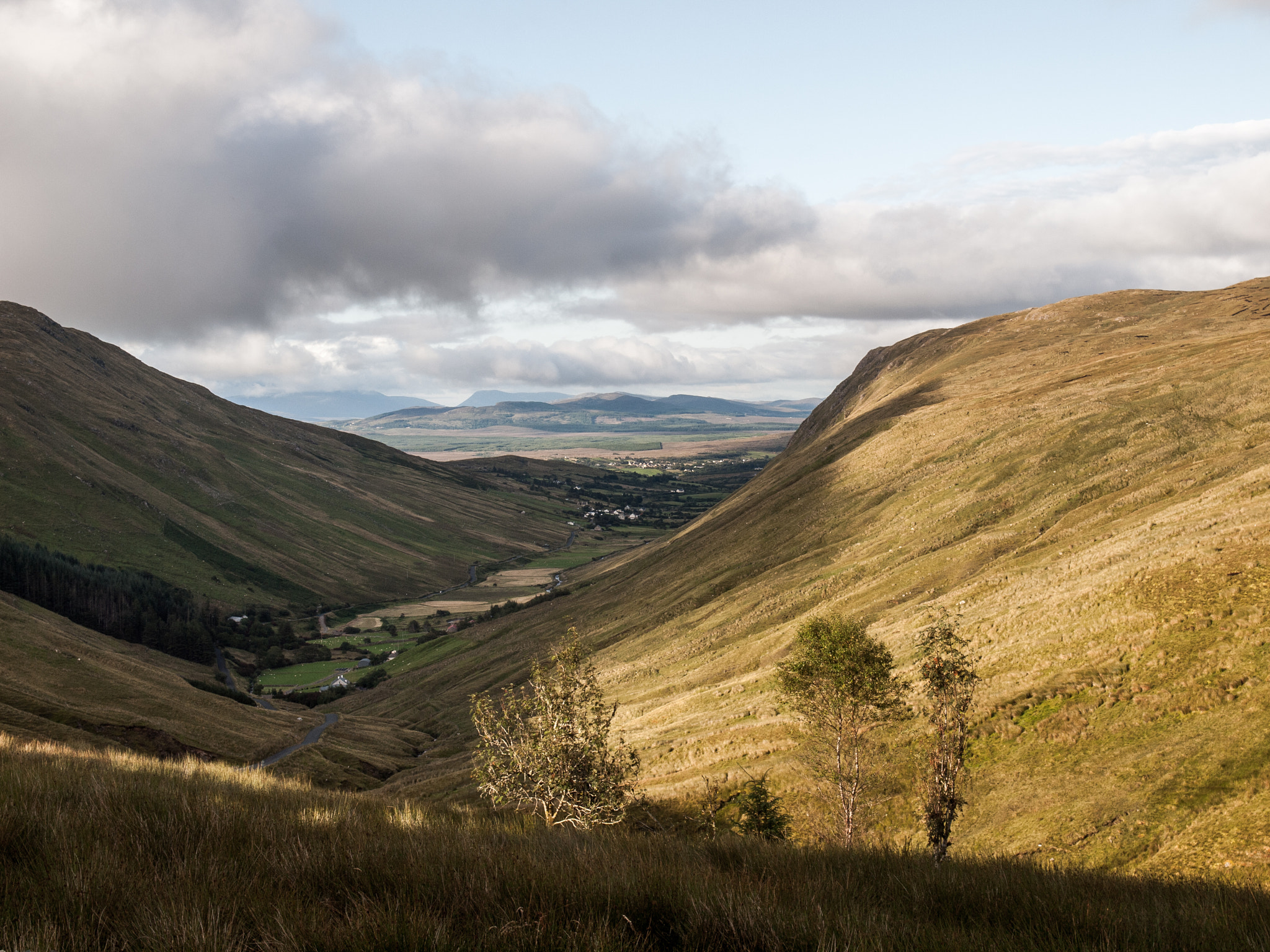 Olympus Zuiko Digital 14-54mm F2.8-3.5 II sample photo. Glengesh pass valley, donegal photography