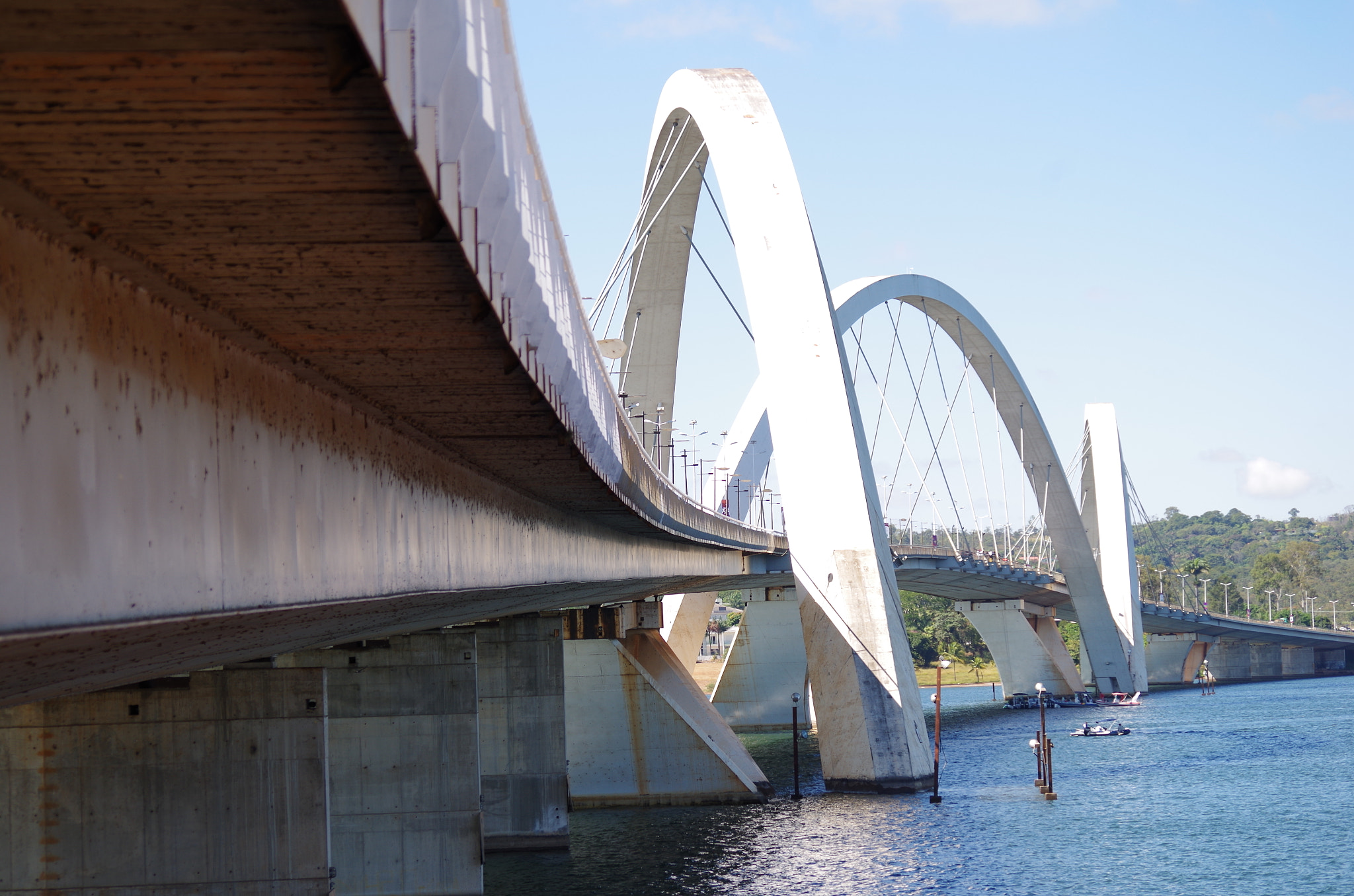 smc PENTAX-DA L 50-200mm F4-5.6 ED sample photo. Jk bridge photography