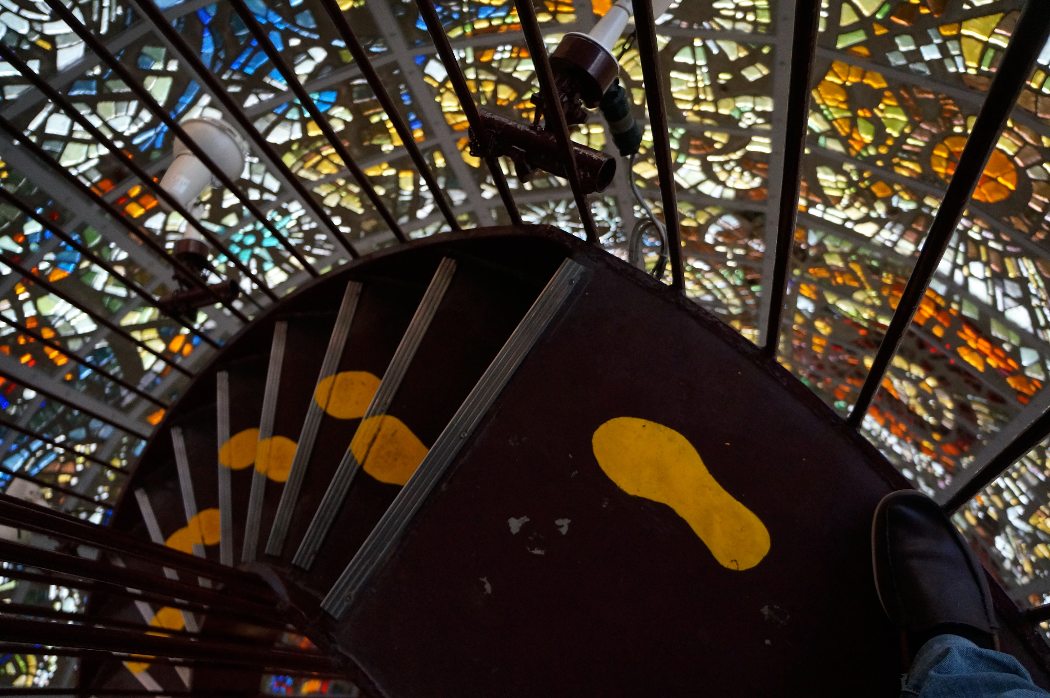 Tamron 18-200mm F3.5-6.3 Di III VC sample photo. Symphonic sculpture photography