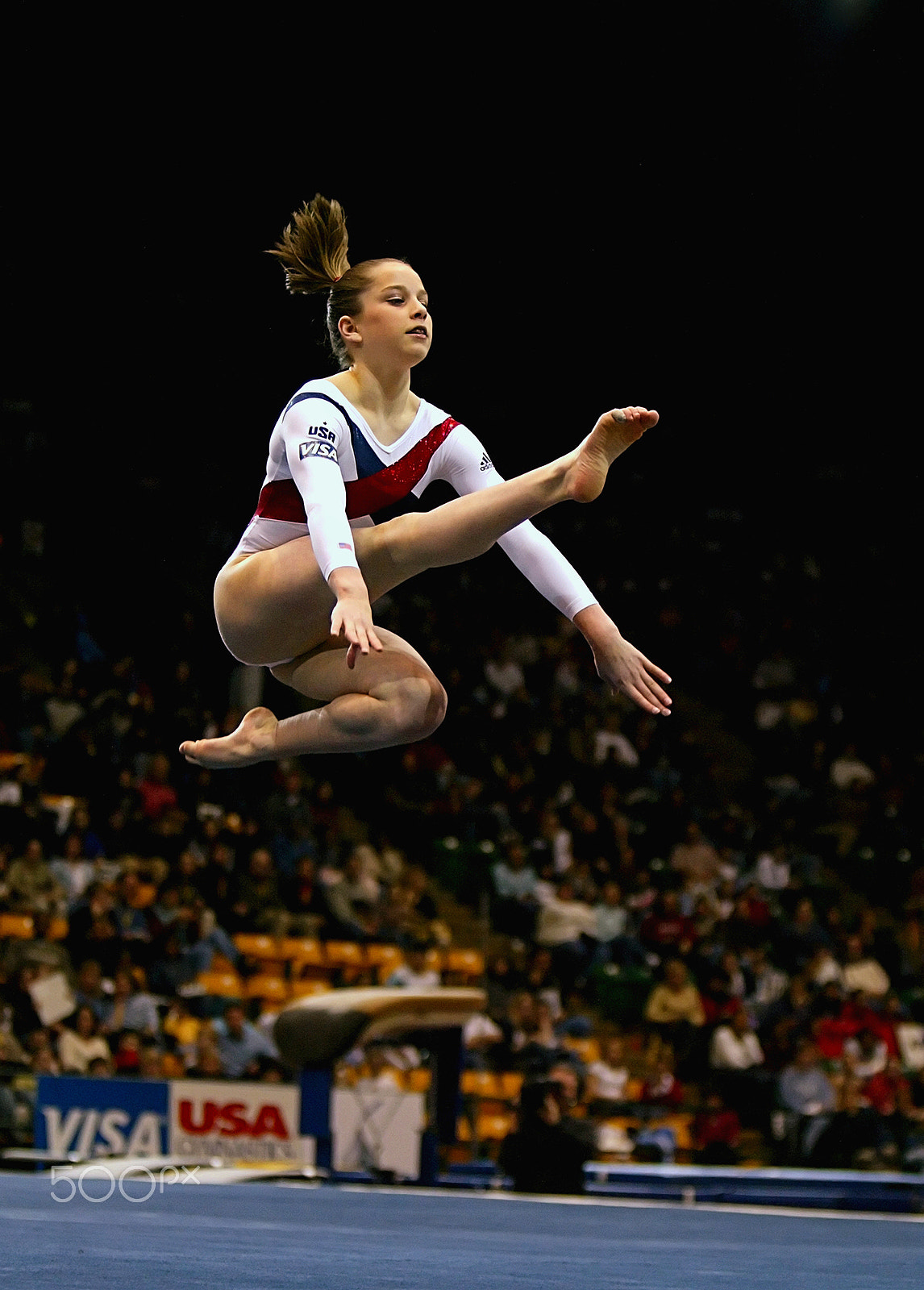 Canon EOS-1D sample photo. Floor exercise - leap with perfect form photography