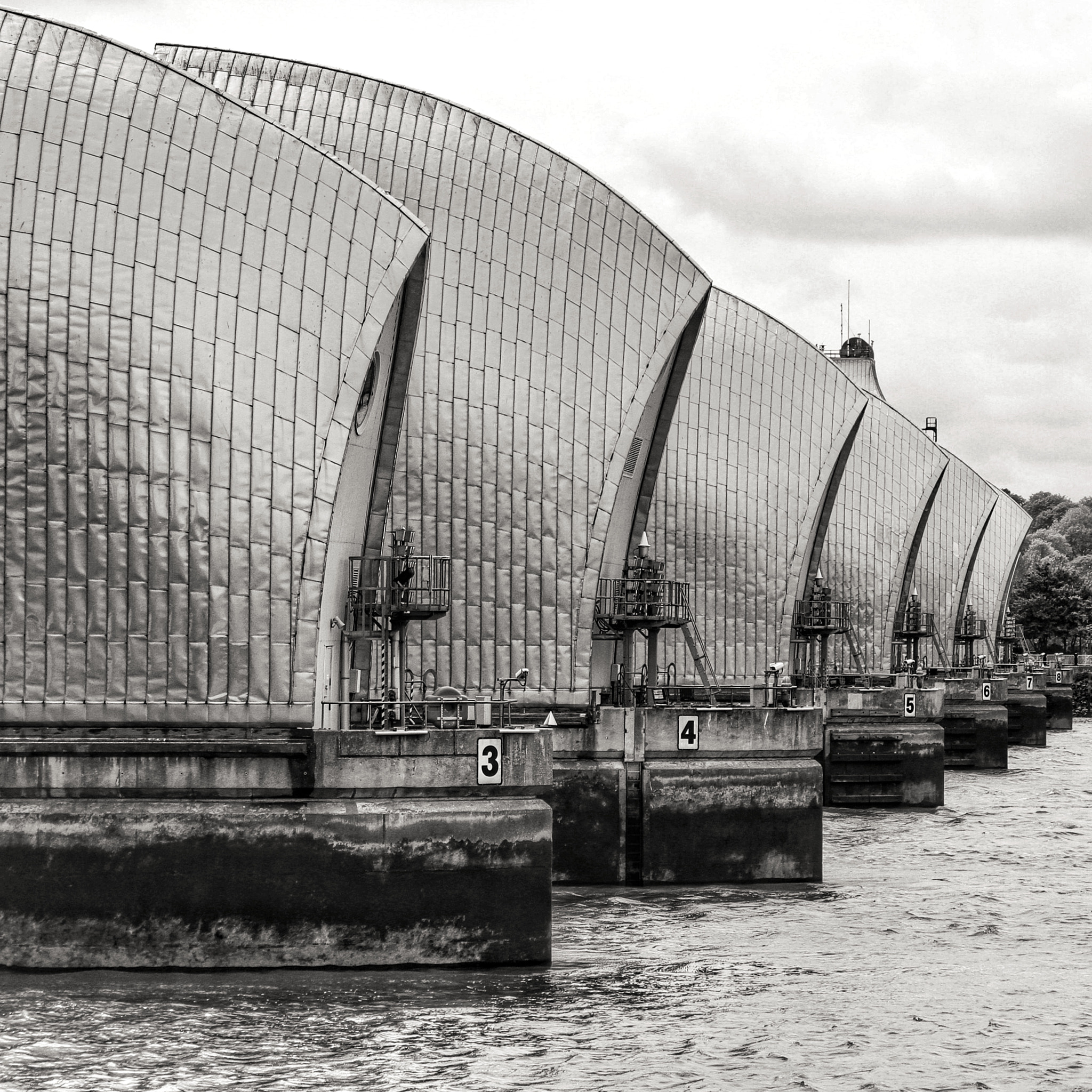 Canon EOS 7D + Canon 18-270mm sample photo. The thames barrier photography
