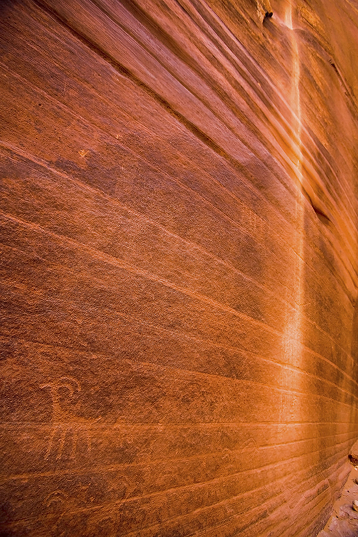 Canon EOS 5D + Canon EF 16-35mm F2.8L USM sample photo. Sandstone art photography