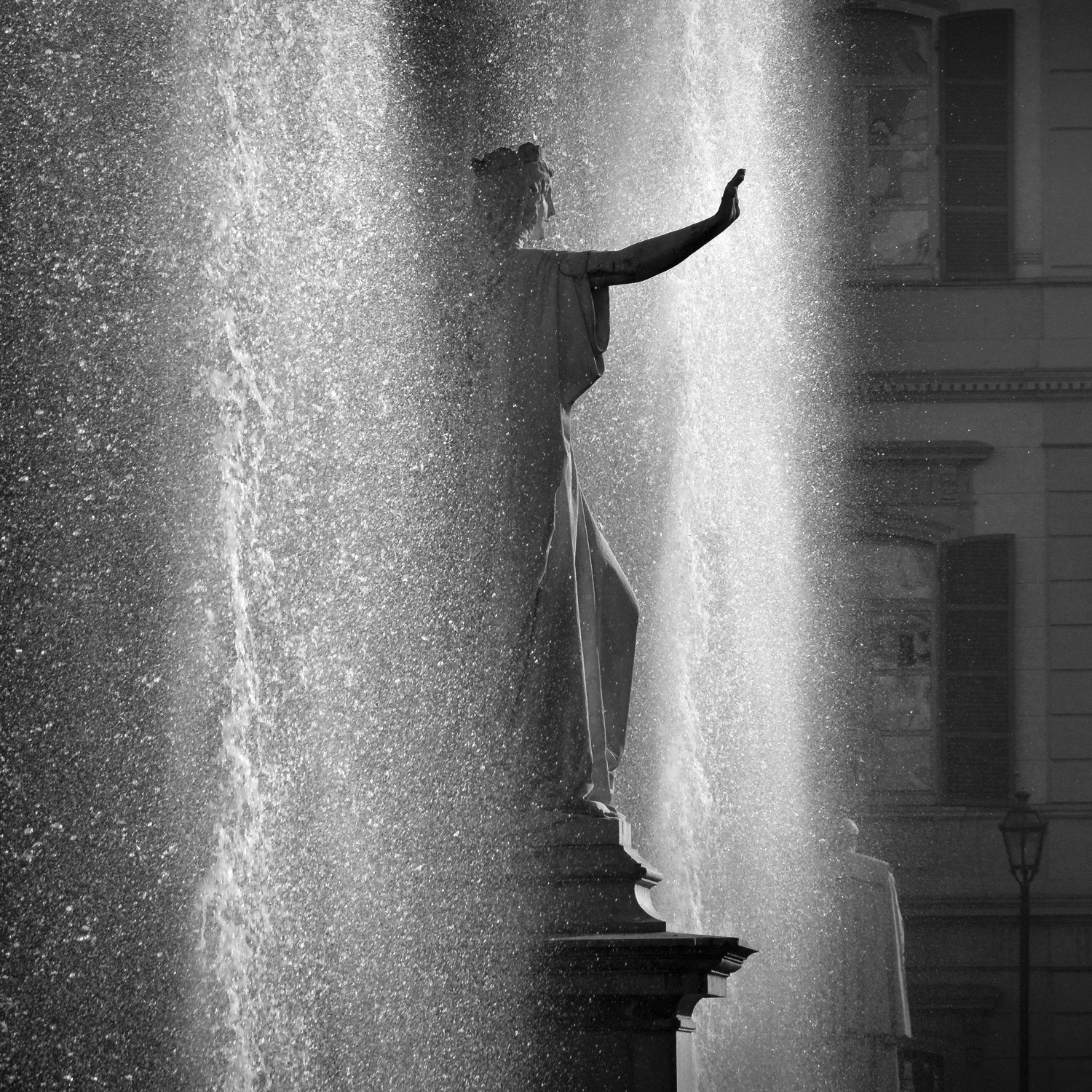 Panasonic Lumix DMC-GF2 sample photo. Torino - fontana piazza cavour photography