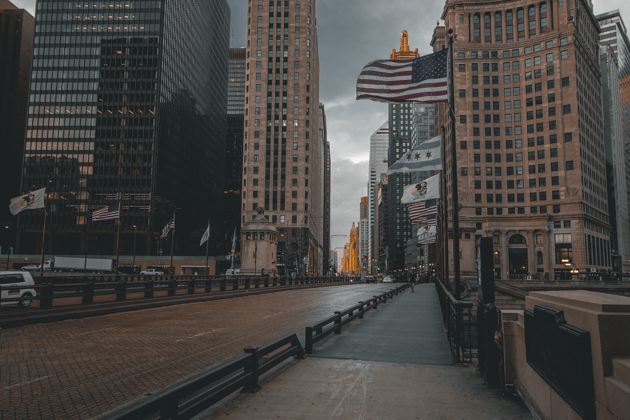 Canon EF-S 10-18mm F4.5–5.6 IS STM sample photo. Chicago photography