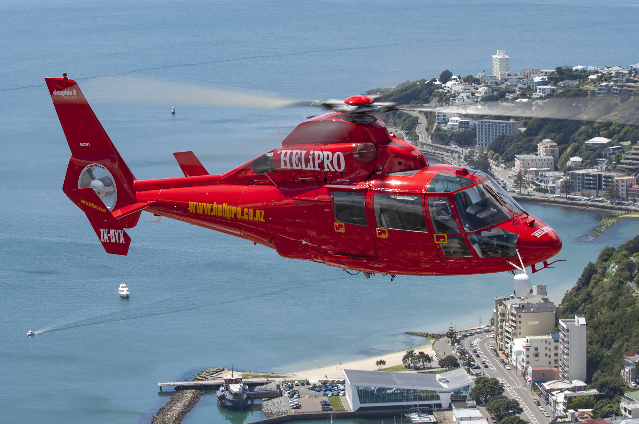 Nikon D2X sample photo. Helipro dauphin over wellington photography