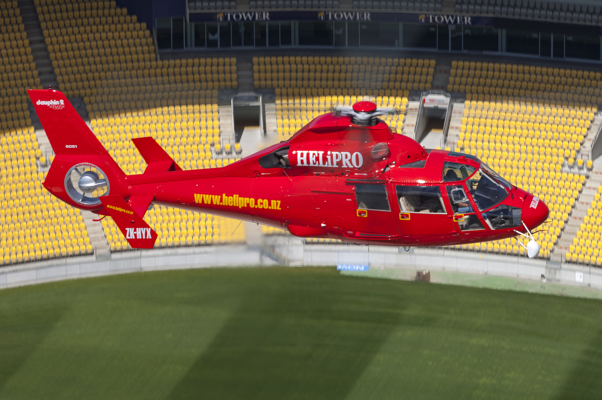 Nikon D2X sample photo. Dauphin over westpac stadium photography