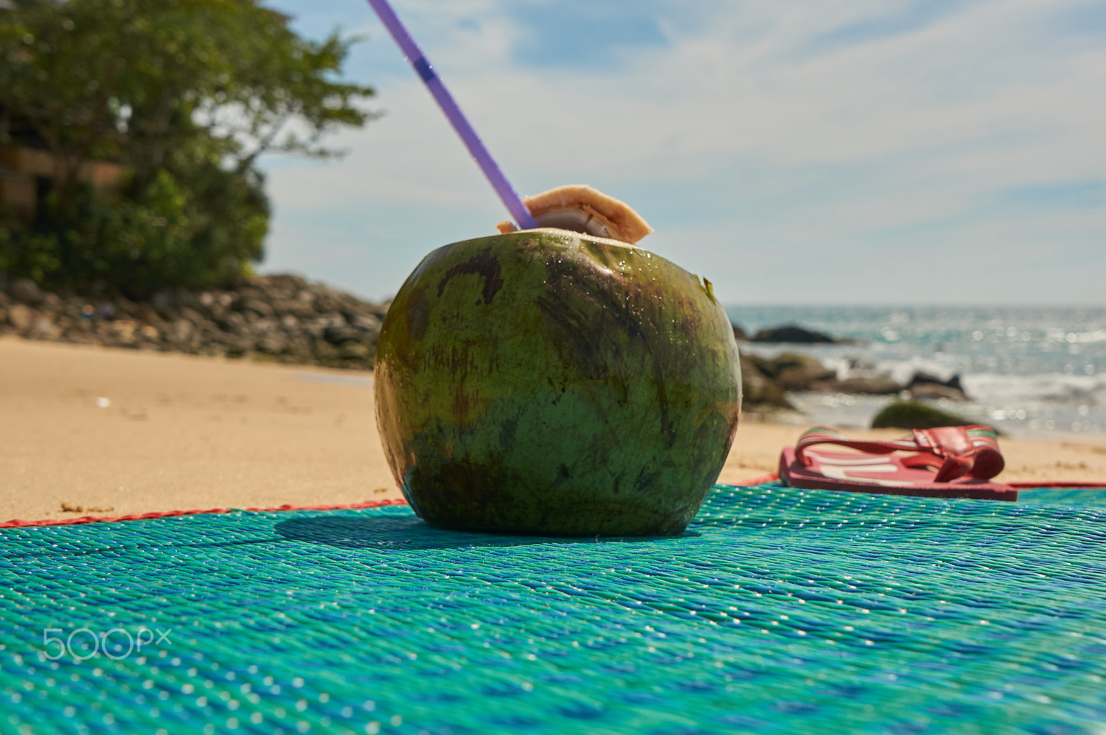 28-70mm F3.5-5.6 OSS sample photo. Coconut cocktail on the beach photography