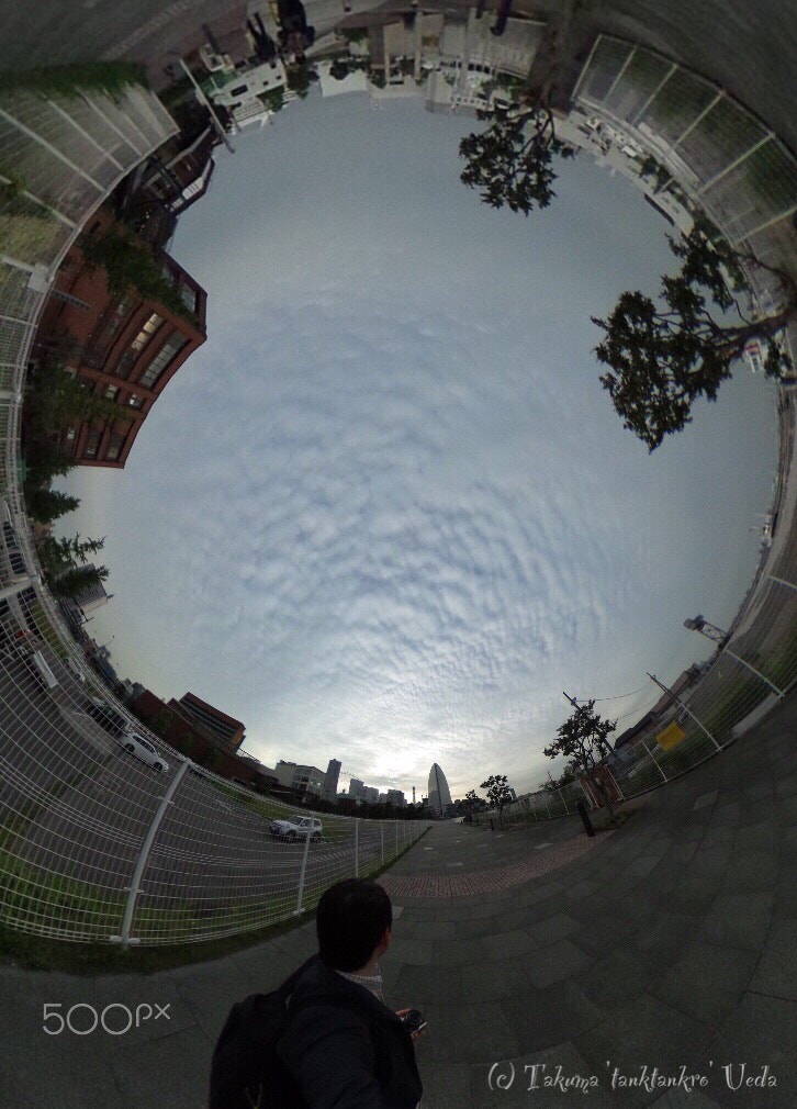 Ricoh Theta S sample photo. 丸い世界 - round the world - photography
