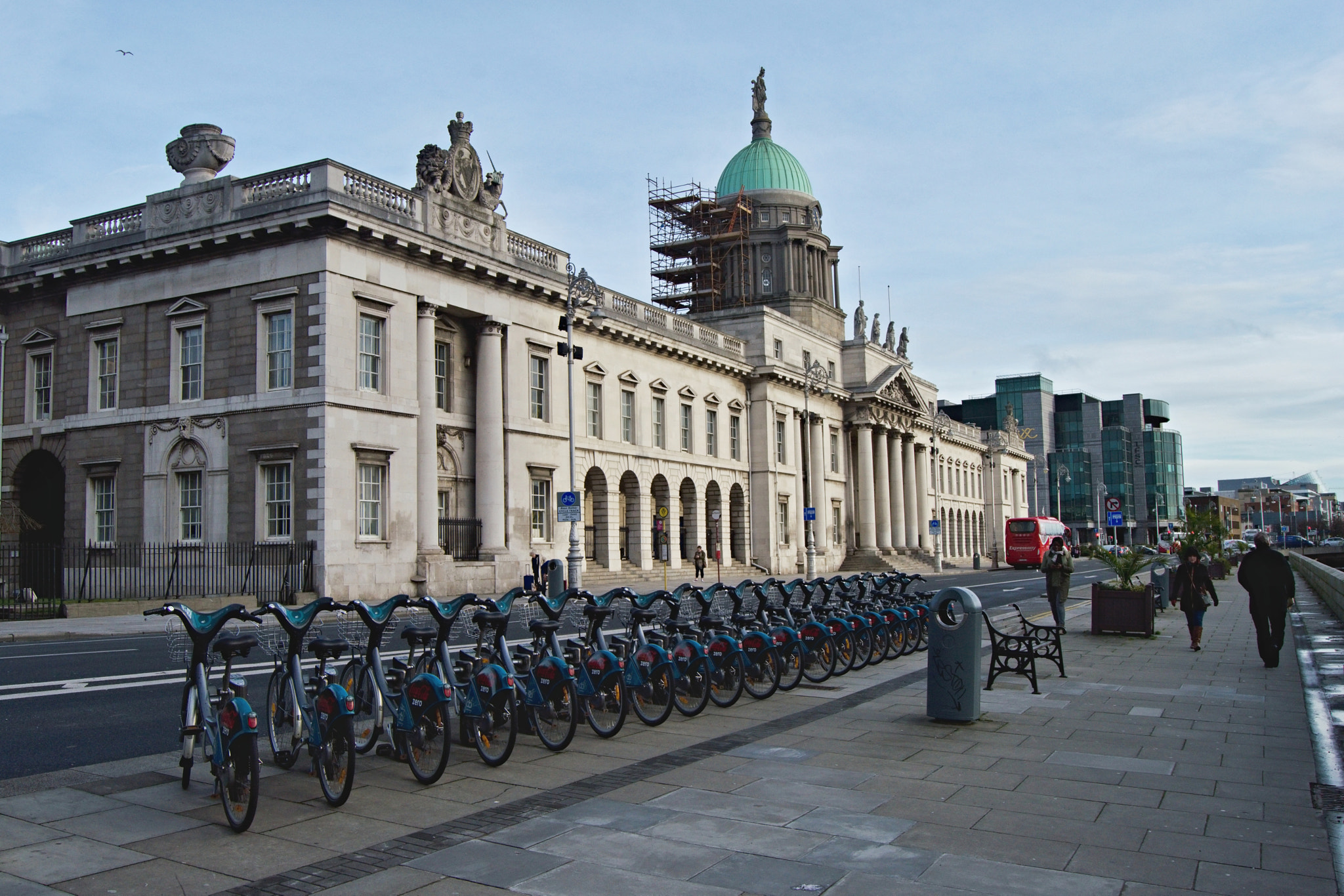 Nikon D3200 + 18.00 - 55.00 mm f/3.5 - 5.6 sample photo. The custom house dublin ireland photography