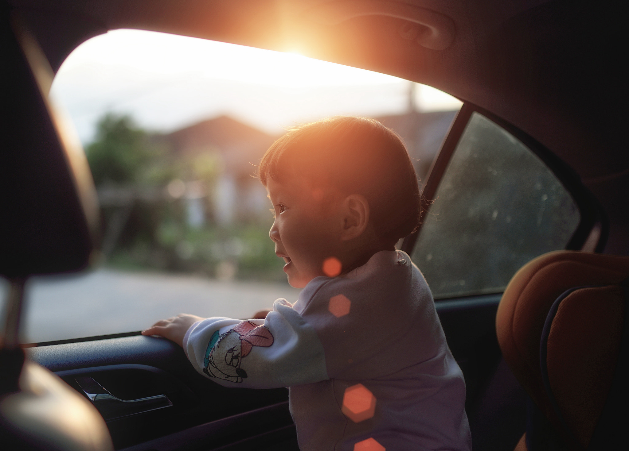 Nikon AF Nikkor 14mm F2.8D ED sample photo. My girl photography