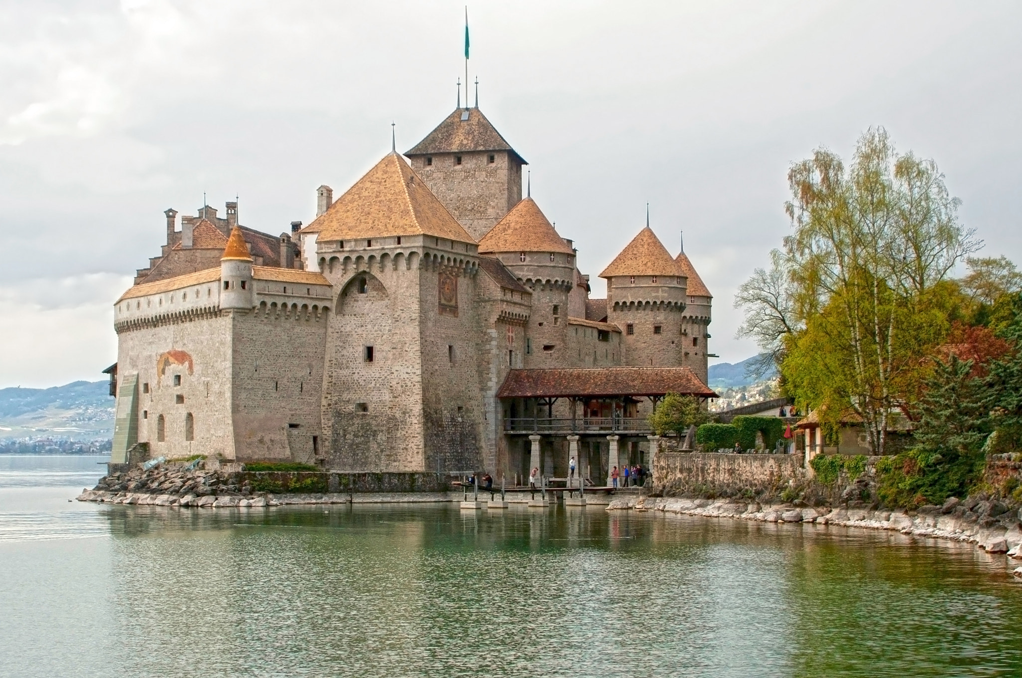 Canon EF 20-35mm F3.5-4.5 USM sample photo. Château de chillon (montreux) photography