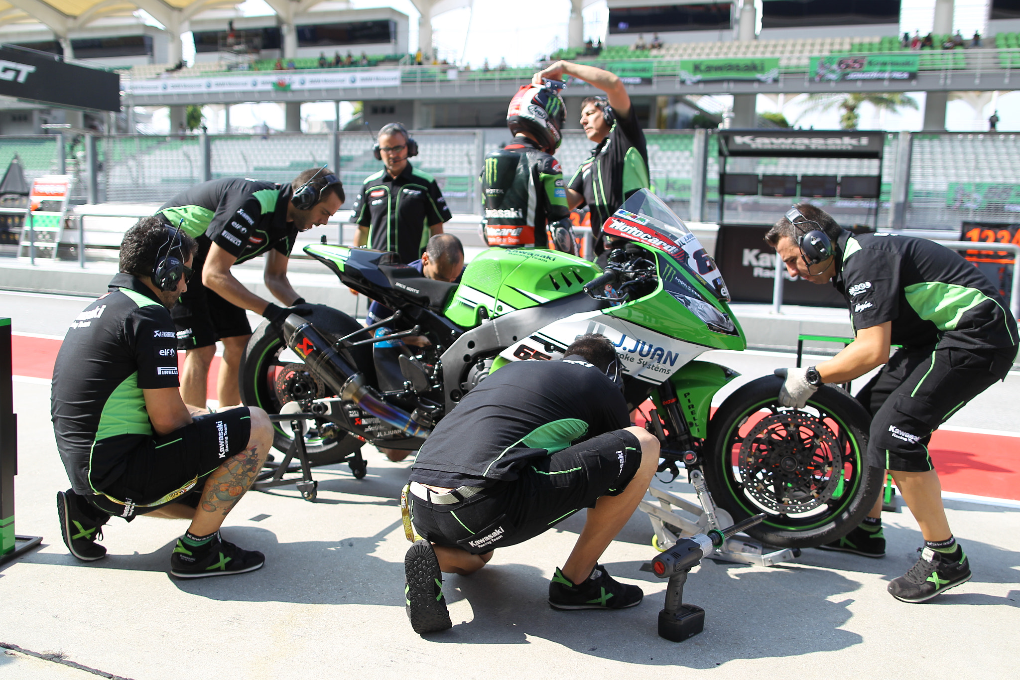 Canon EF 24mm F1.4L II USM sample photo. Wsbk sepang photography