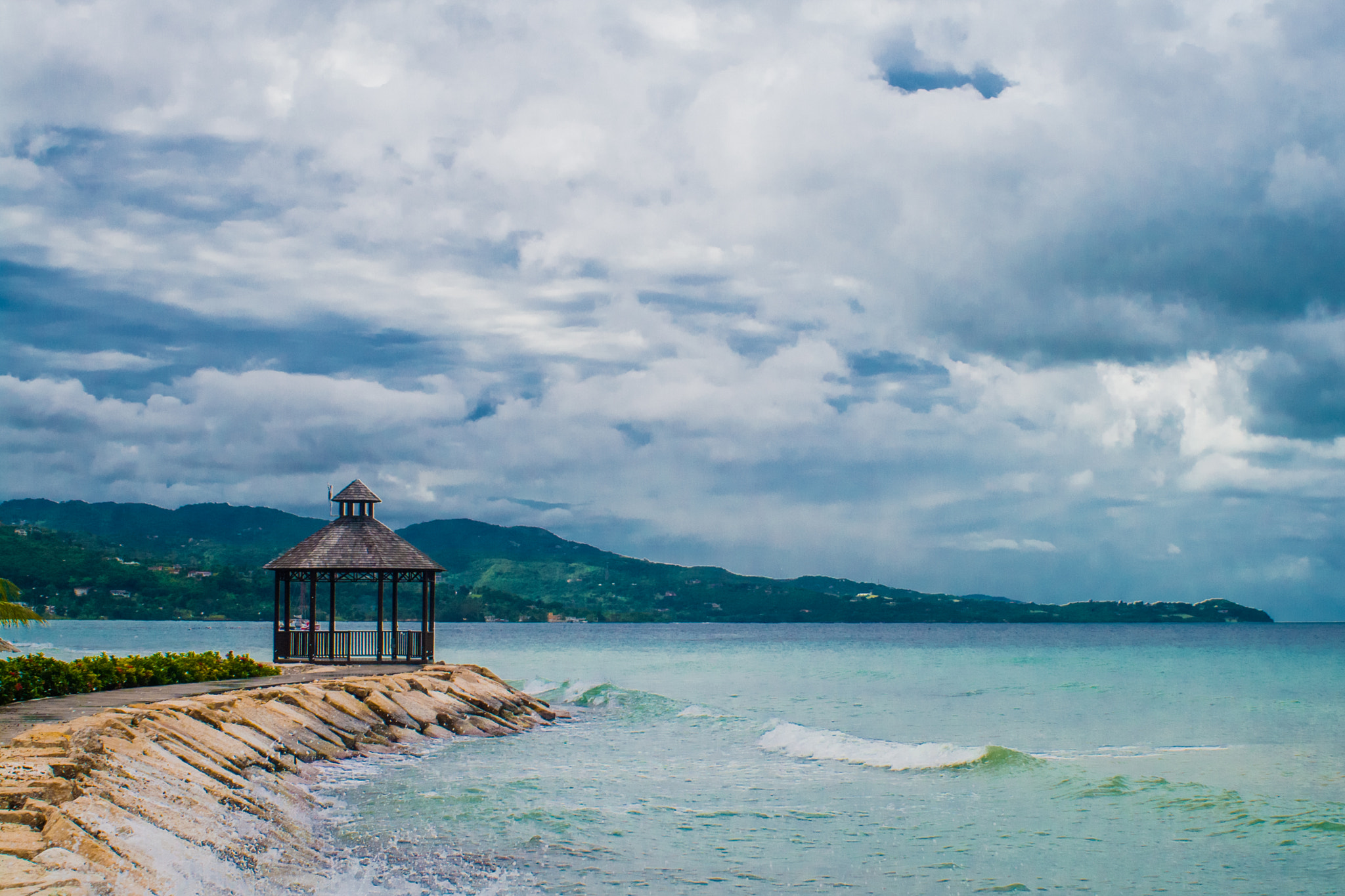 Canon EF 28-90mm f/4-5.6 sample photo. Beach gazebo photography