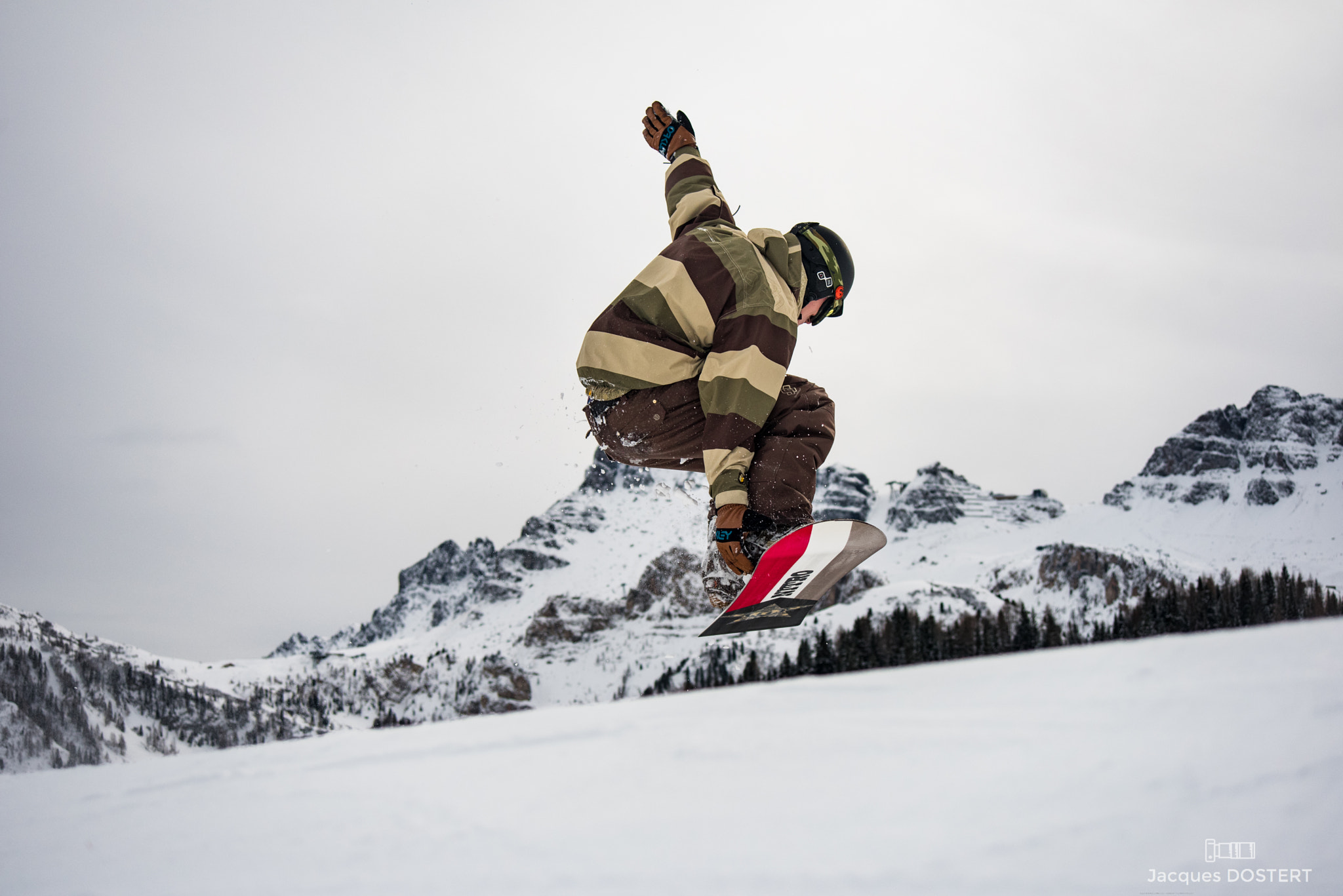 AF Zoom-Nikkor 28-70mm f/3.5-4.5D sample photo. Snowboarding photography