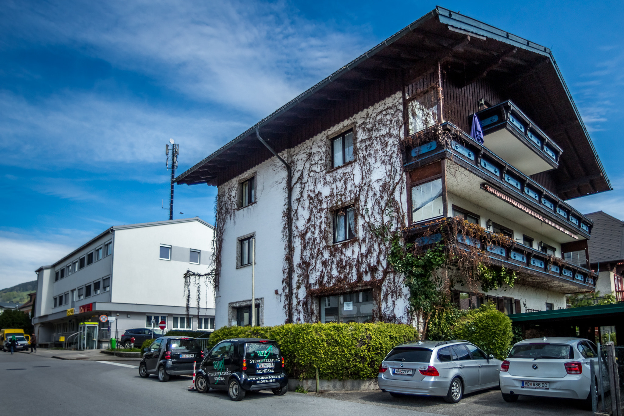 Canon EF 14mm F2.8L USM sample photo. European beauty photography