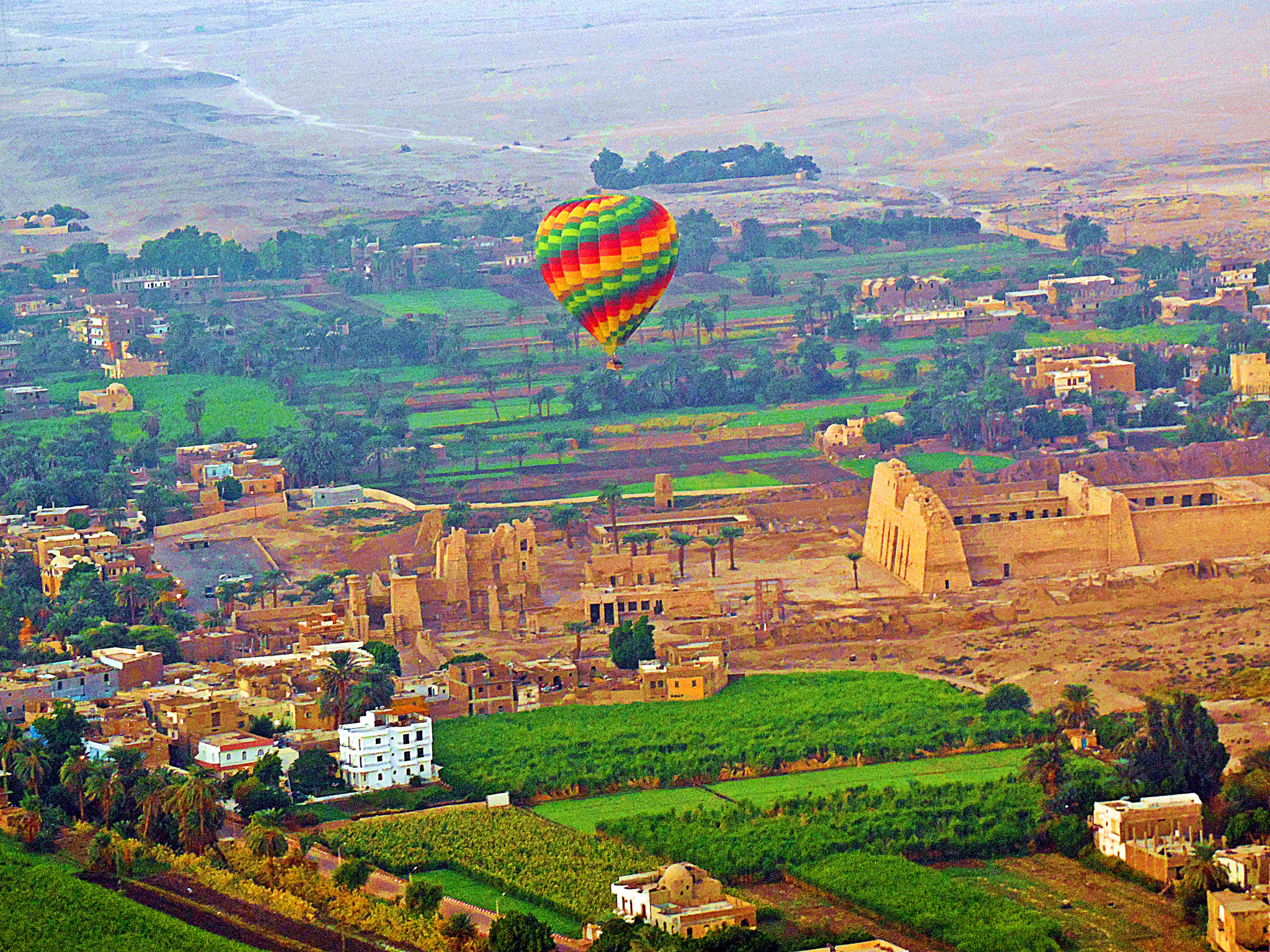 Samsung WB2200F sample photo. From the balloon. photography