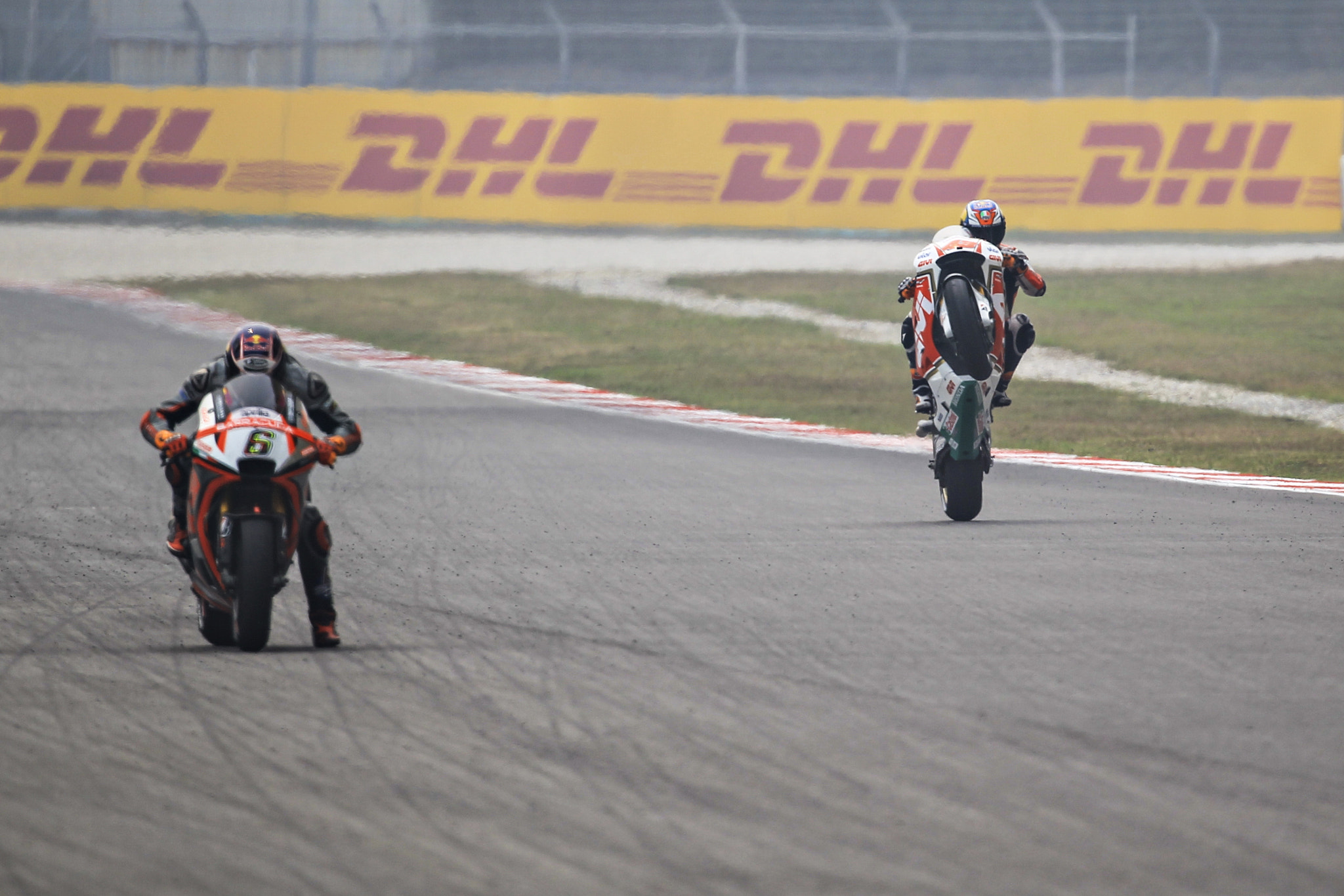 Canon EF 200-400mm F4L IS USM Extender 1.4x sample photo. 2015 malaysian motorcycle grand prix photography