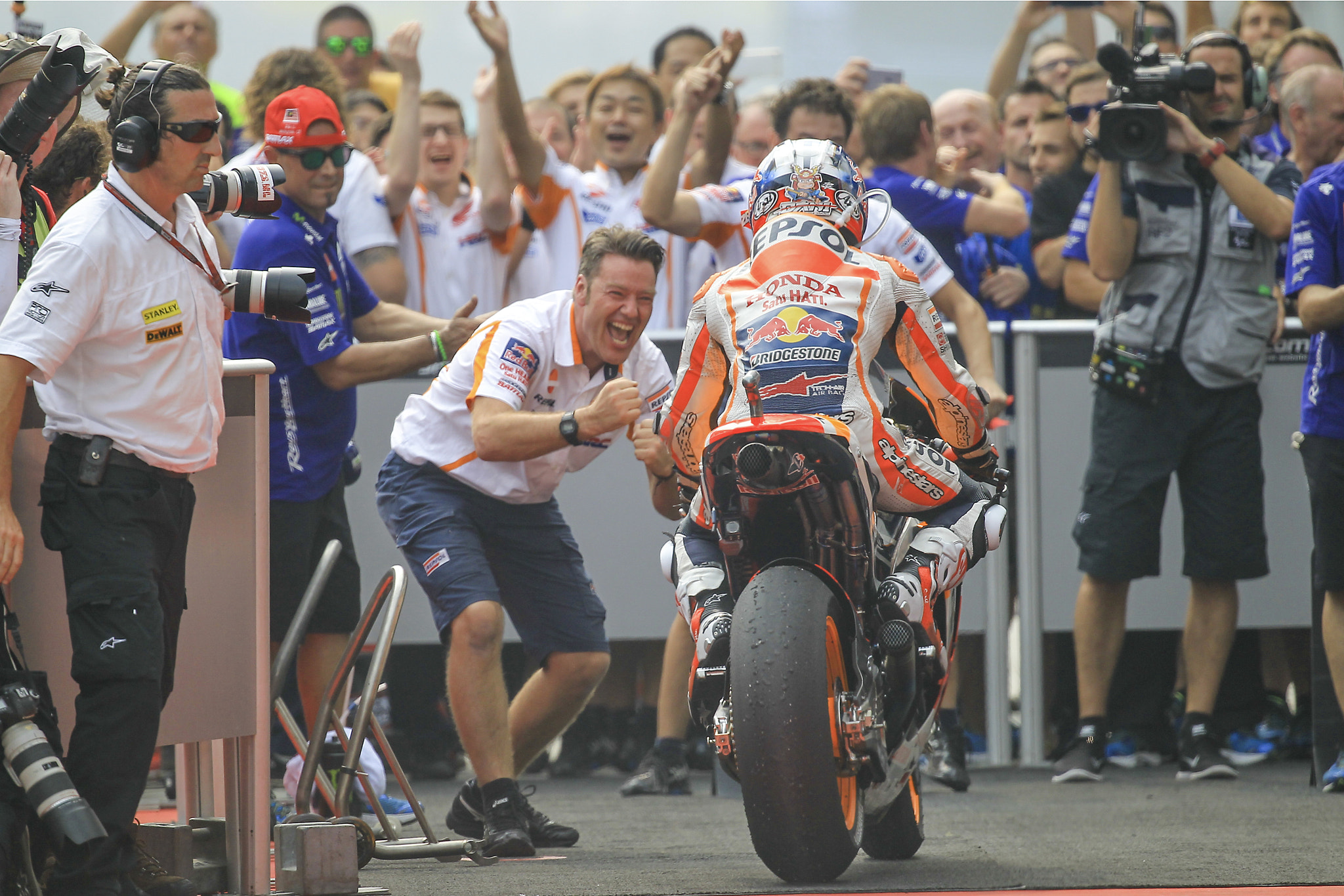 Canon EF 200-400mm F4L IS USM Extender 1.4x sample photo. Dani pedrosa photography