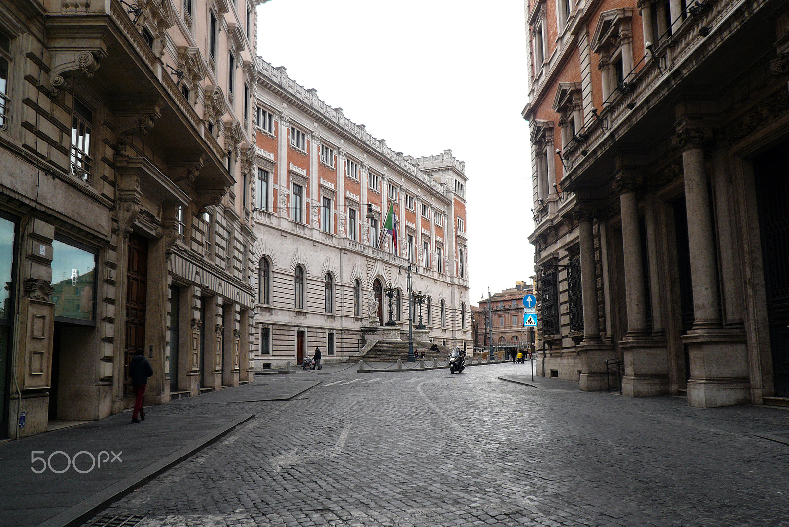 Panasonic DMC-FX100 sample photo. Secluded streets rome photography