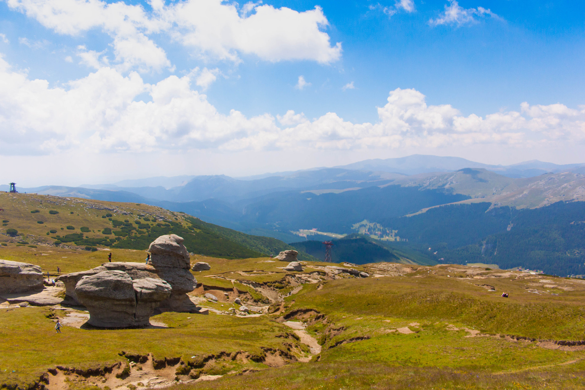 Canon EF-S 18-55mm F3.5-5.6 sample photo. Romanian mountains photography