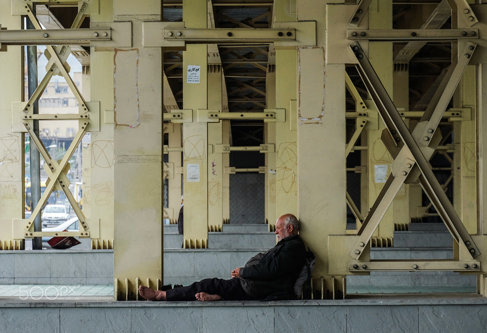 Fujifilm X-M1 + Fujifilm XC 50-230mm F4.5-6.7 OIS sample photo. Under the bridge photography