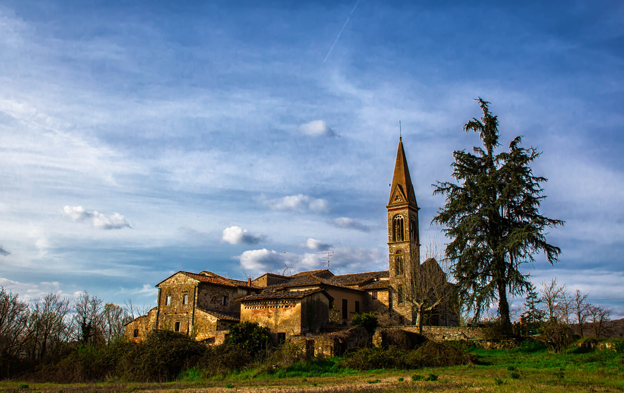 Canon EF 20-35mm F3.5-4.5 USM sample photo. Tuscany photography