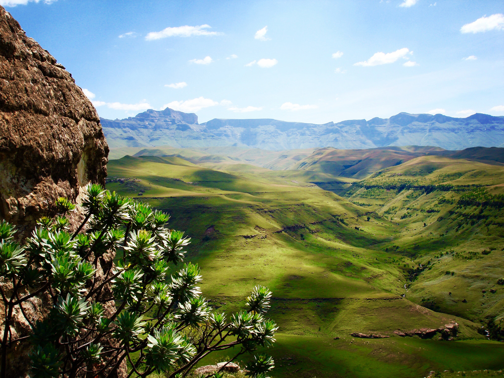 Kodak Picture Maker G3 sample photo. Hike in the drakensberg photography