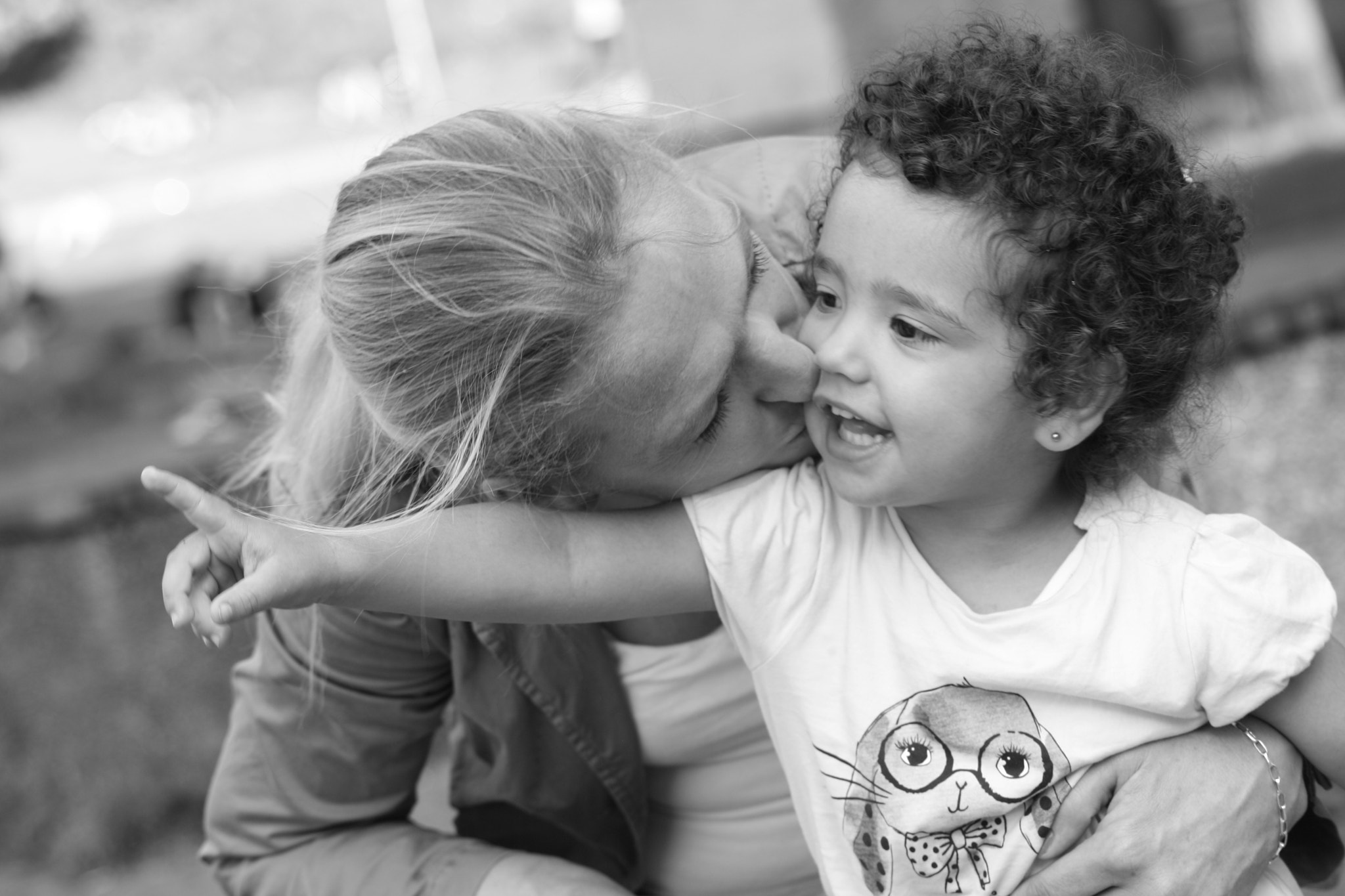 Sigma 55-200mm f/4-5.6 DC sample photo. Motherhood photography