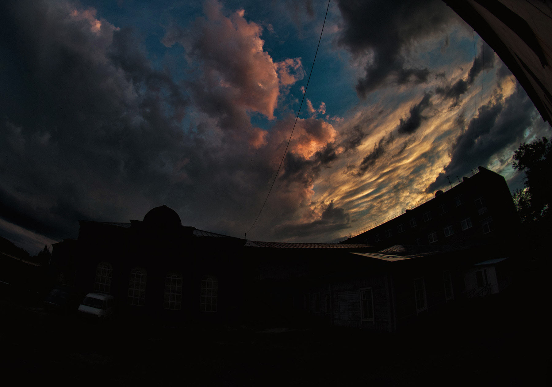 Nikon D600 + Samyang 8mm F3.5 Aspherical IF MC Fisheye sample photo. Sunset photography