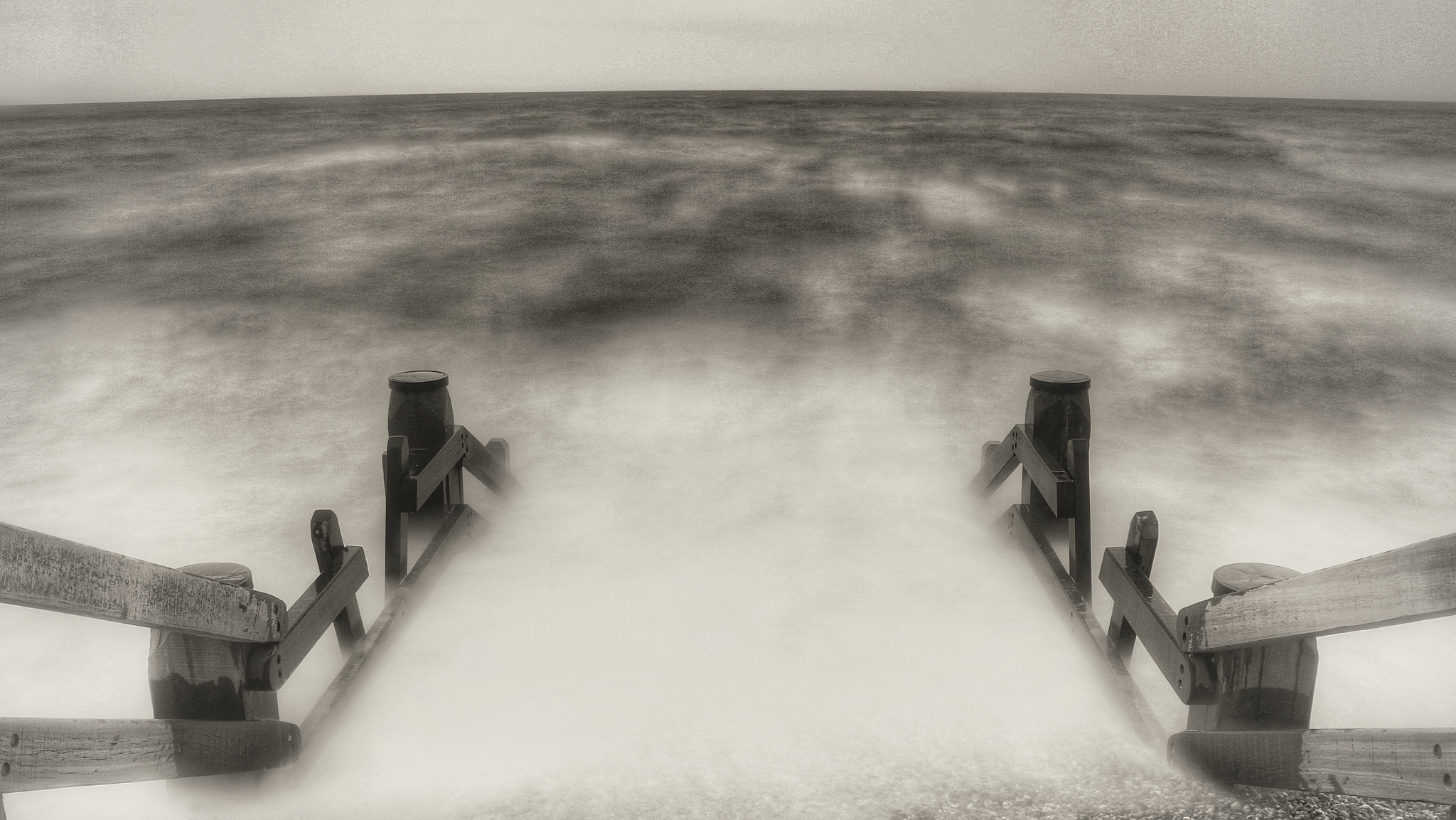 Canon EOS 7D + Canon 18-270mm sample photo. "choppy sea" at camber sands photography