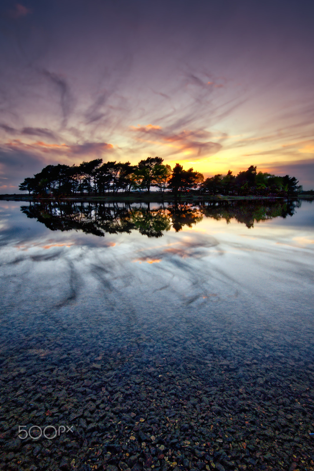 Minolta AF 28-80mm F3.5-5.6 II sample photo. Hatchet pond, new forest photography