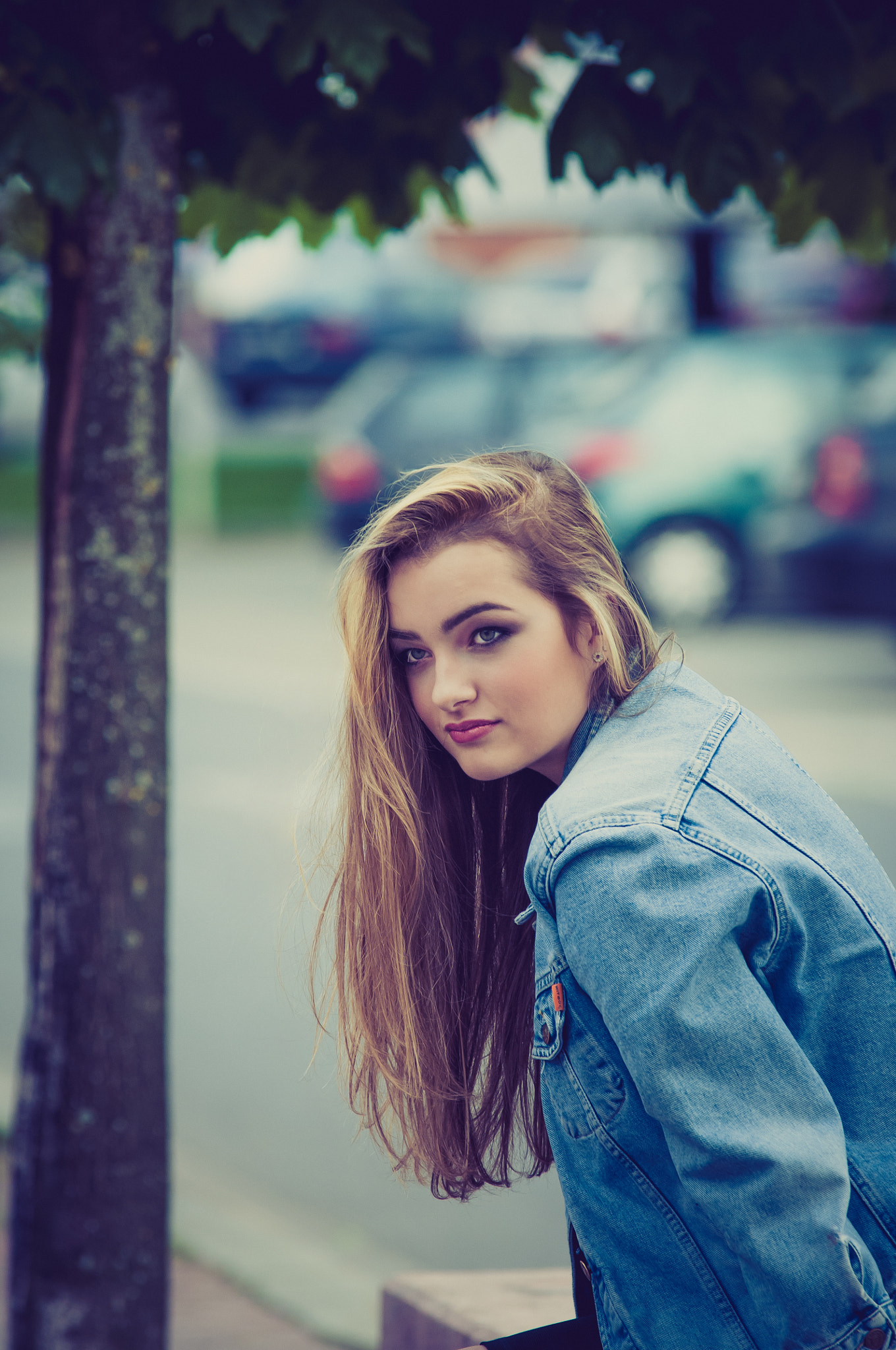 Sigma 70-200mm F2.8 EX DG OS HSM sample photo. Eva - street face photography