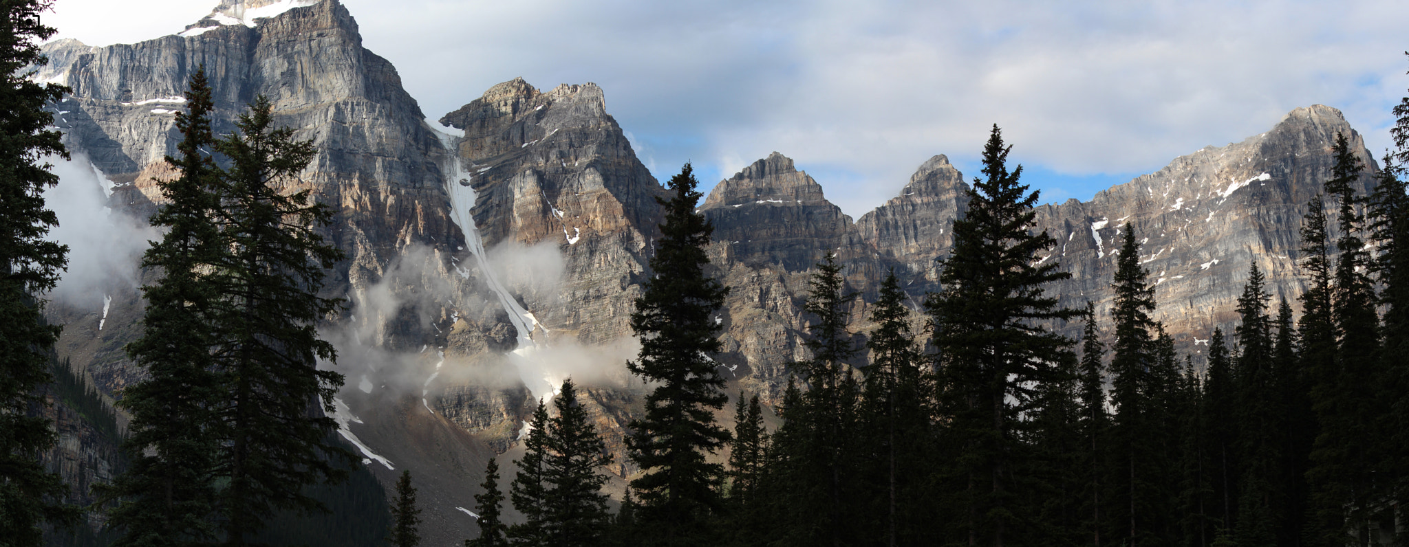 Canon EOS 650D (EOS Rebel T4i / EOS Kiss X6i) sample photo. In the valley of the ten peaks photography