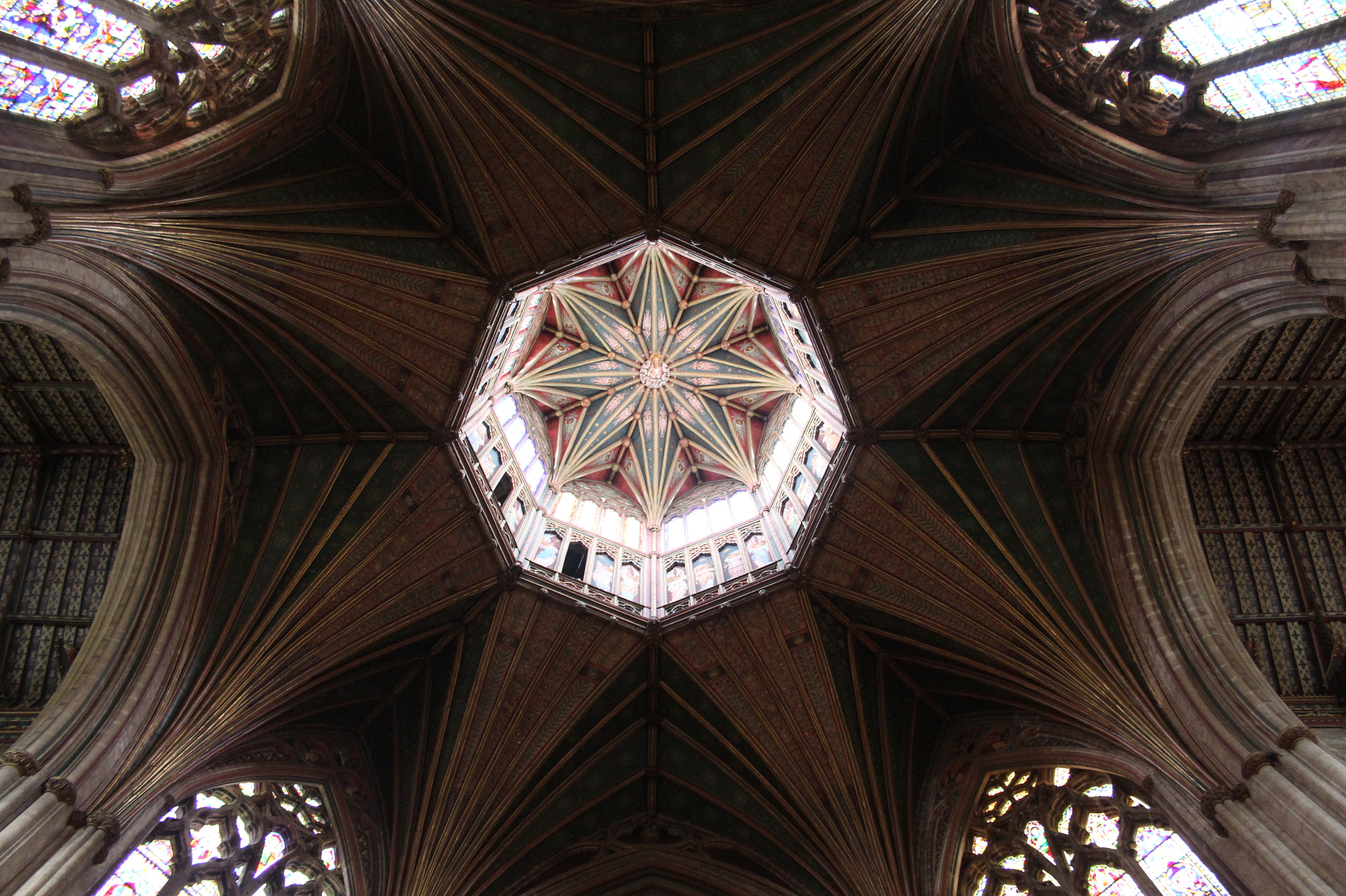 Canon EF-S 18-55mm F3.5-5.6 sample photo. Ely cathedral photography