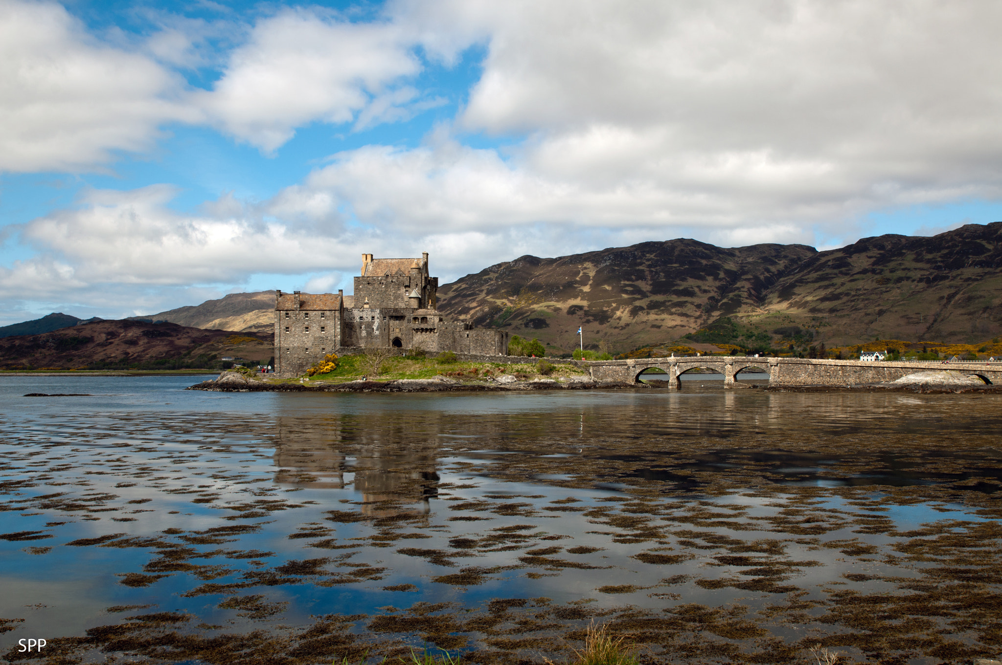 Tamron SP 24-70mm F2.8 Di VC USD sample photo. Eilean donan castle photography