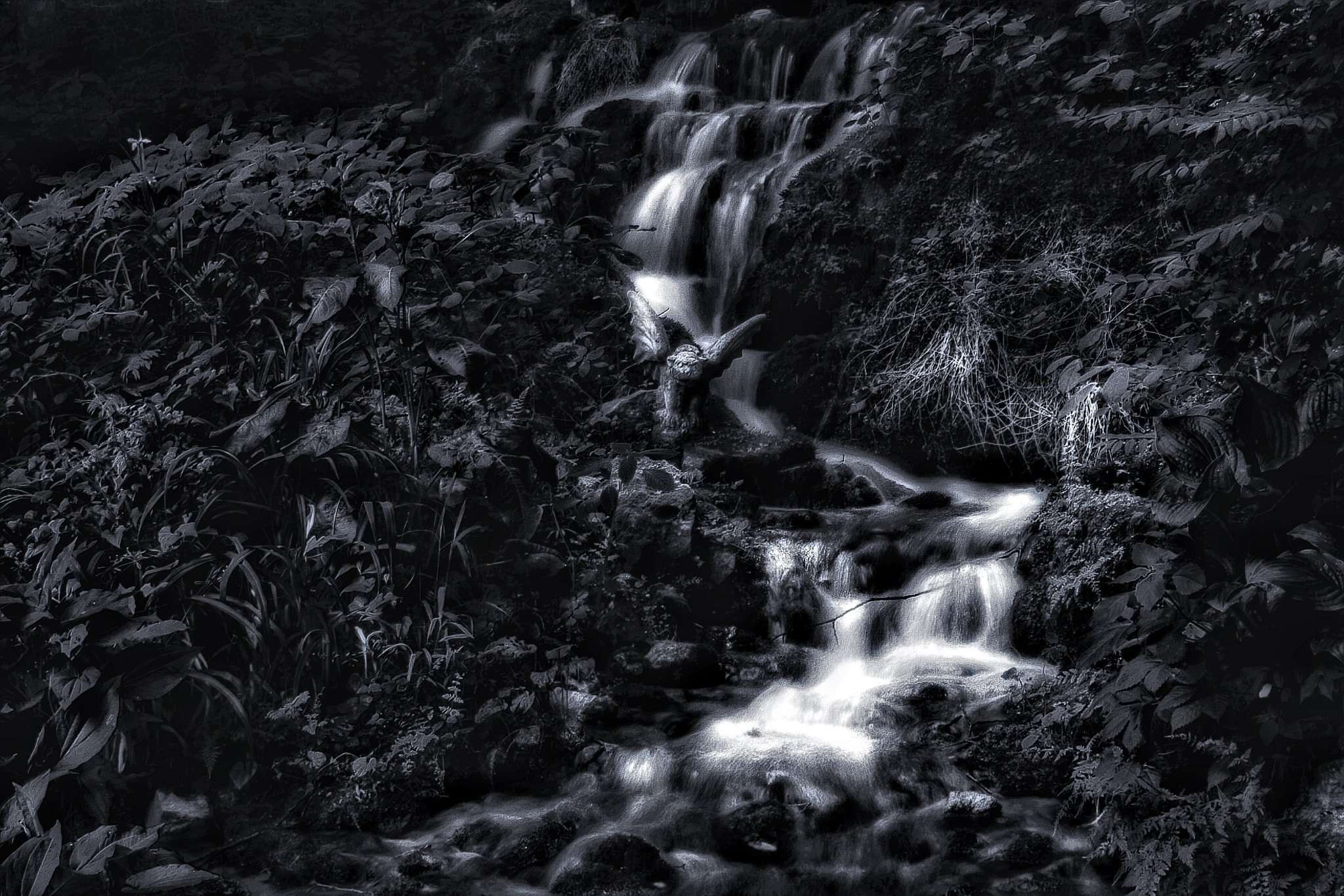 Canon EF-S 18-55mm F3.5-5.6 IS sample photo. Dark falls photography