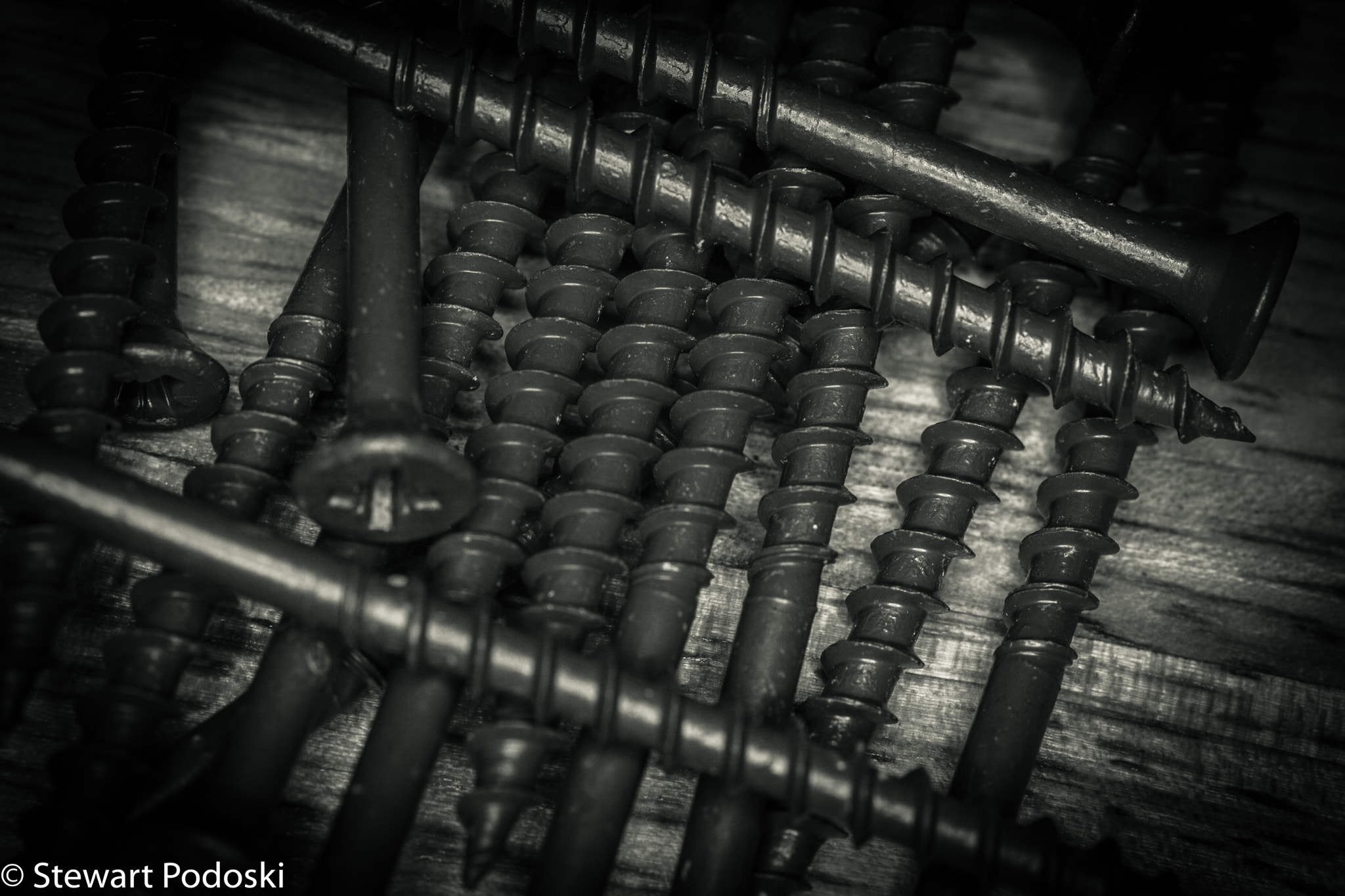 Canon EOS 5D Mark II + Tamron SP AF 90mm F2.8 Di Macro sample photo. Screwed  photography