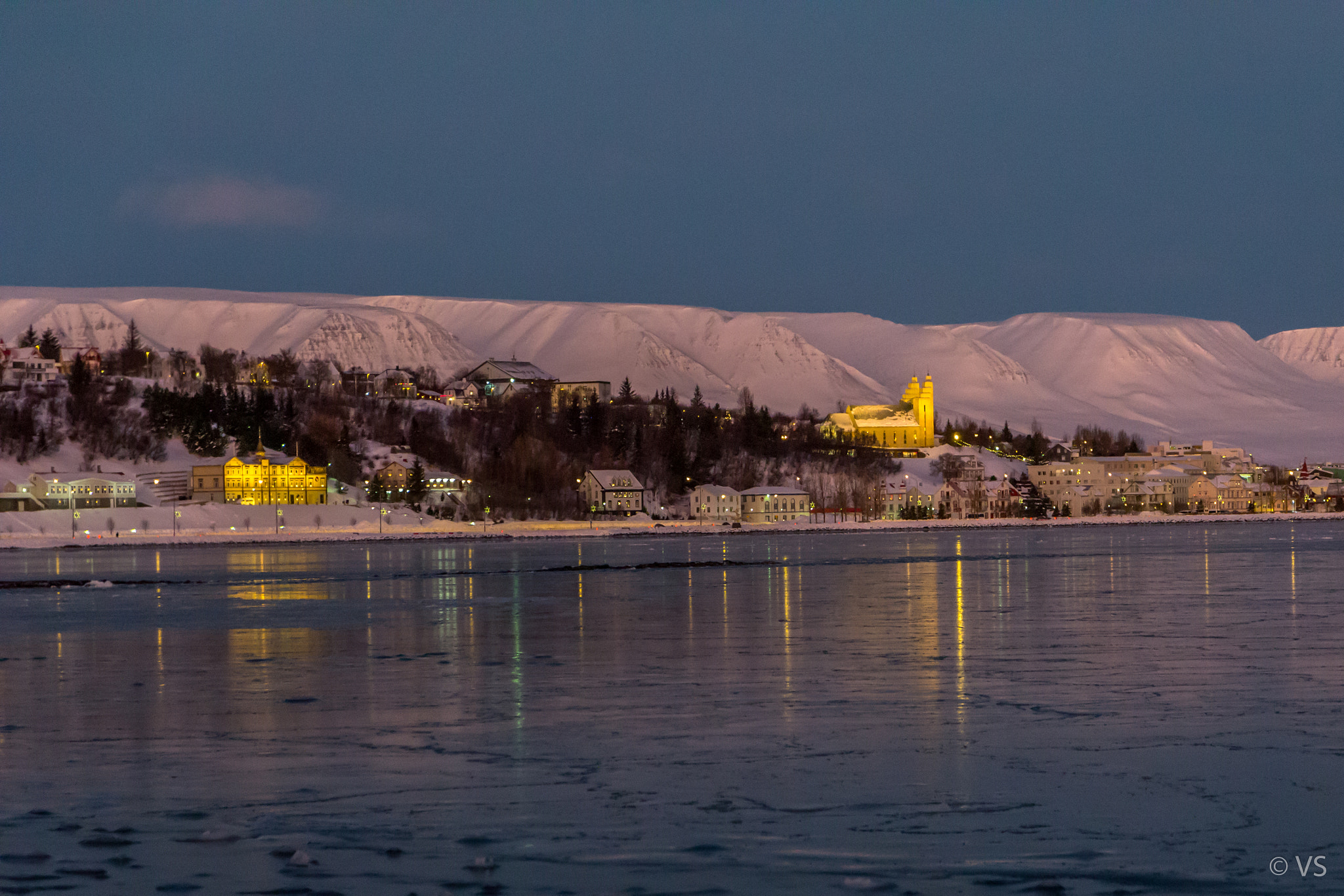 Sigma 17-70mm F2.8-4 DC Macro OS HSM sample photo. Akureyri in winter photography