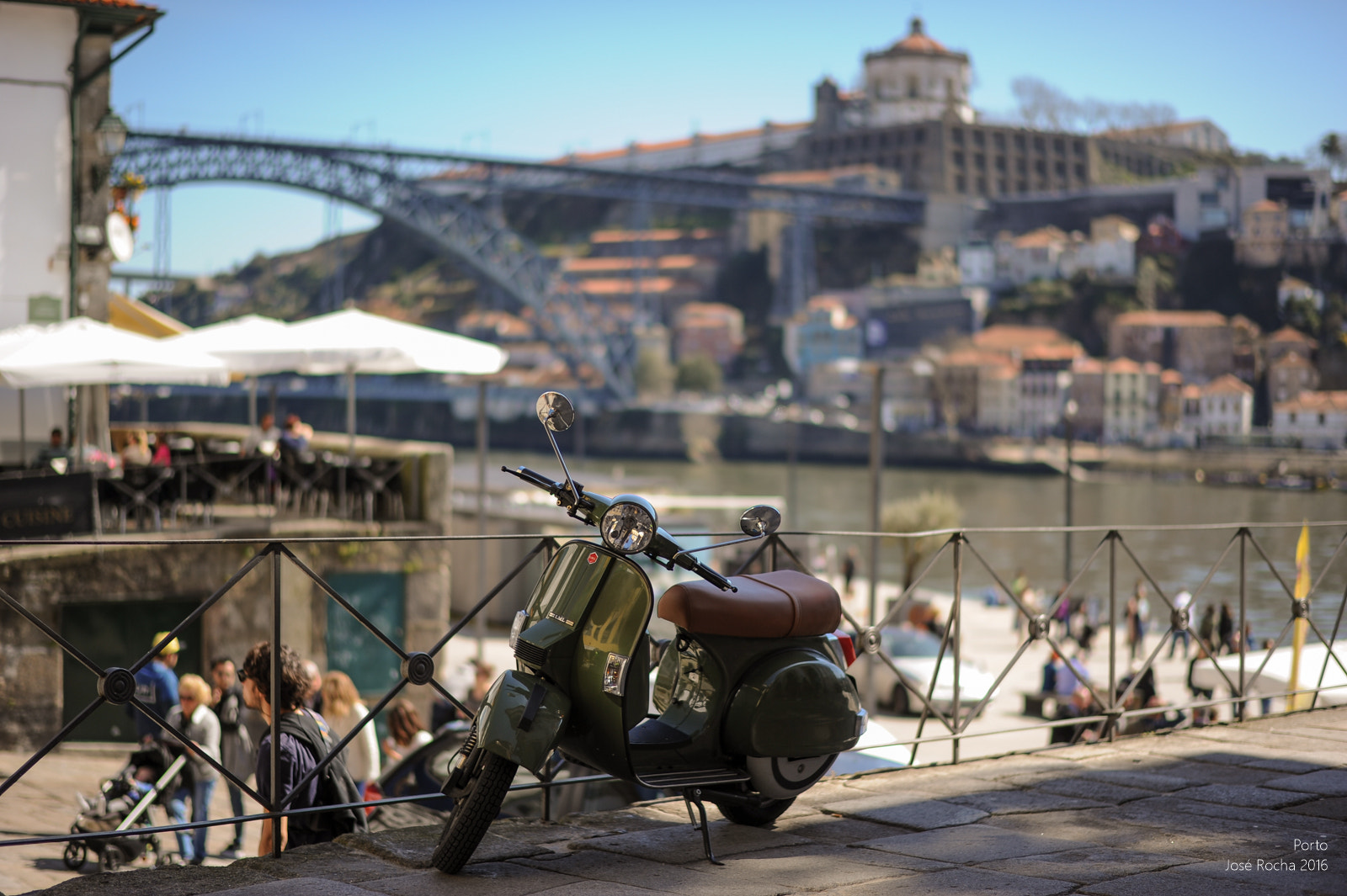 Nikon D700 + Nikon AF-S Nikkor 58mm F1.4G sample photo. Vespa photography