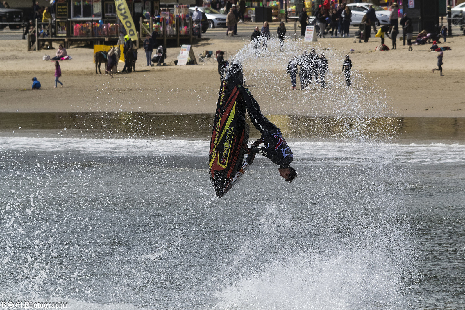 Sigma 120-400mm F4.5-5.6 DG OS HSM sample photo. Stunt jetski photography