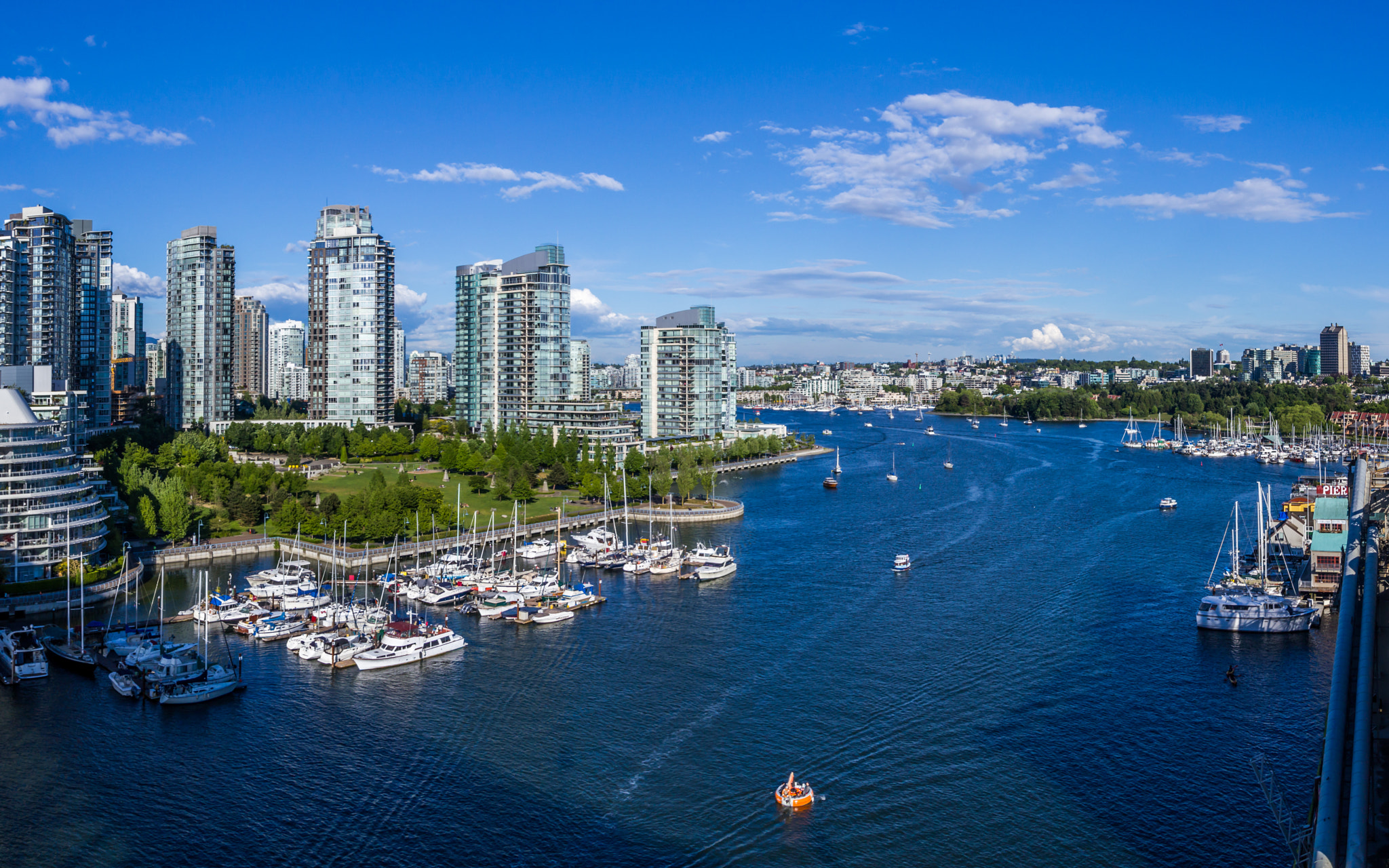 Sigma 18-50mm f/2.8 Macro sample photo. From granville bridge photography